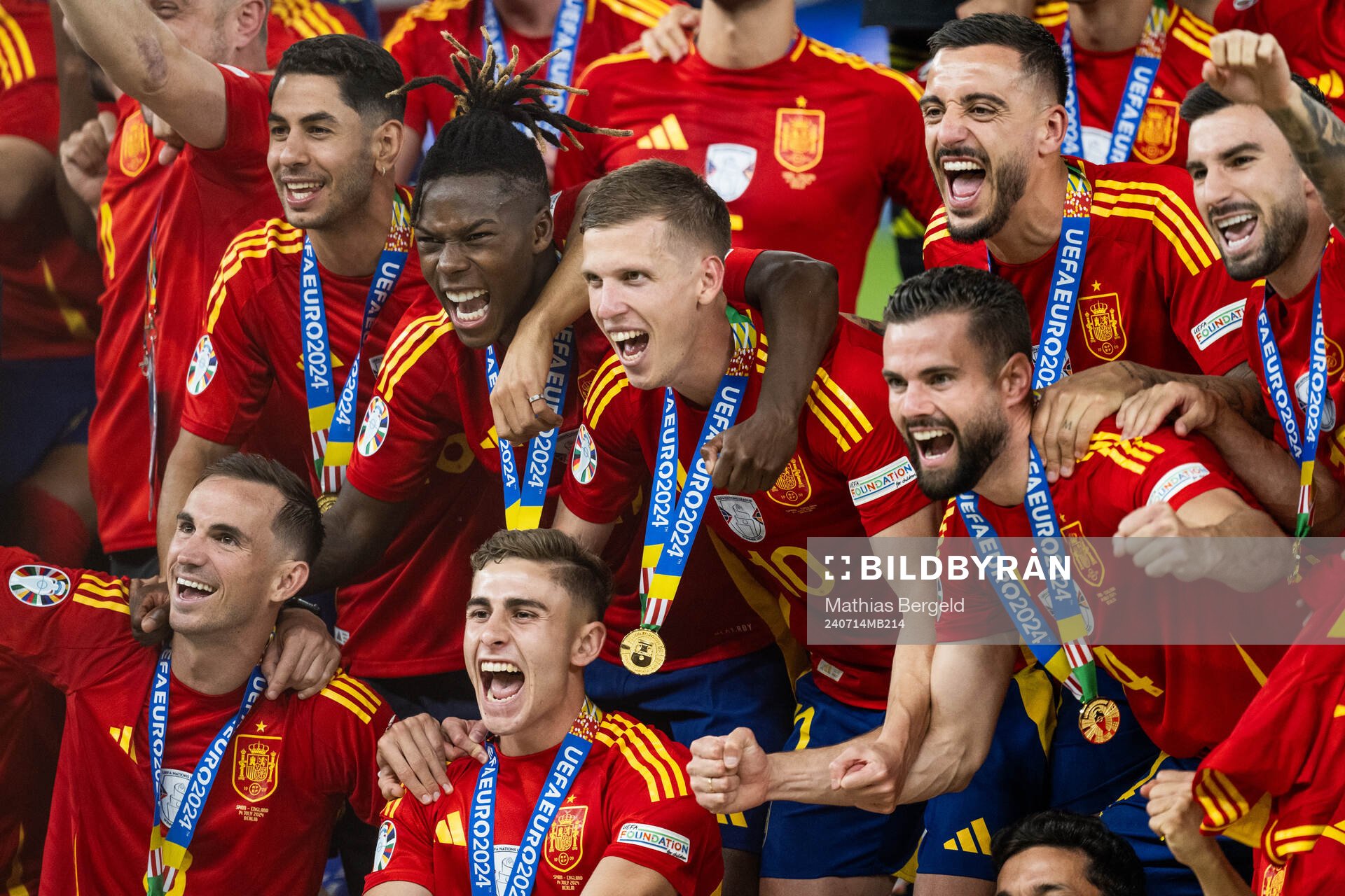 Nico Williams and Dani Olmo of Spain celebrate with their