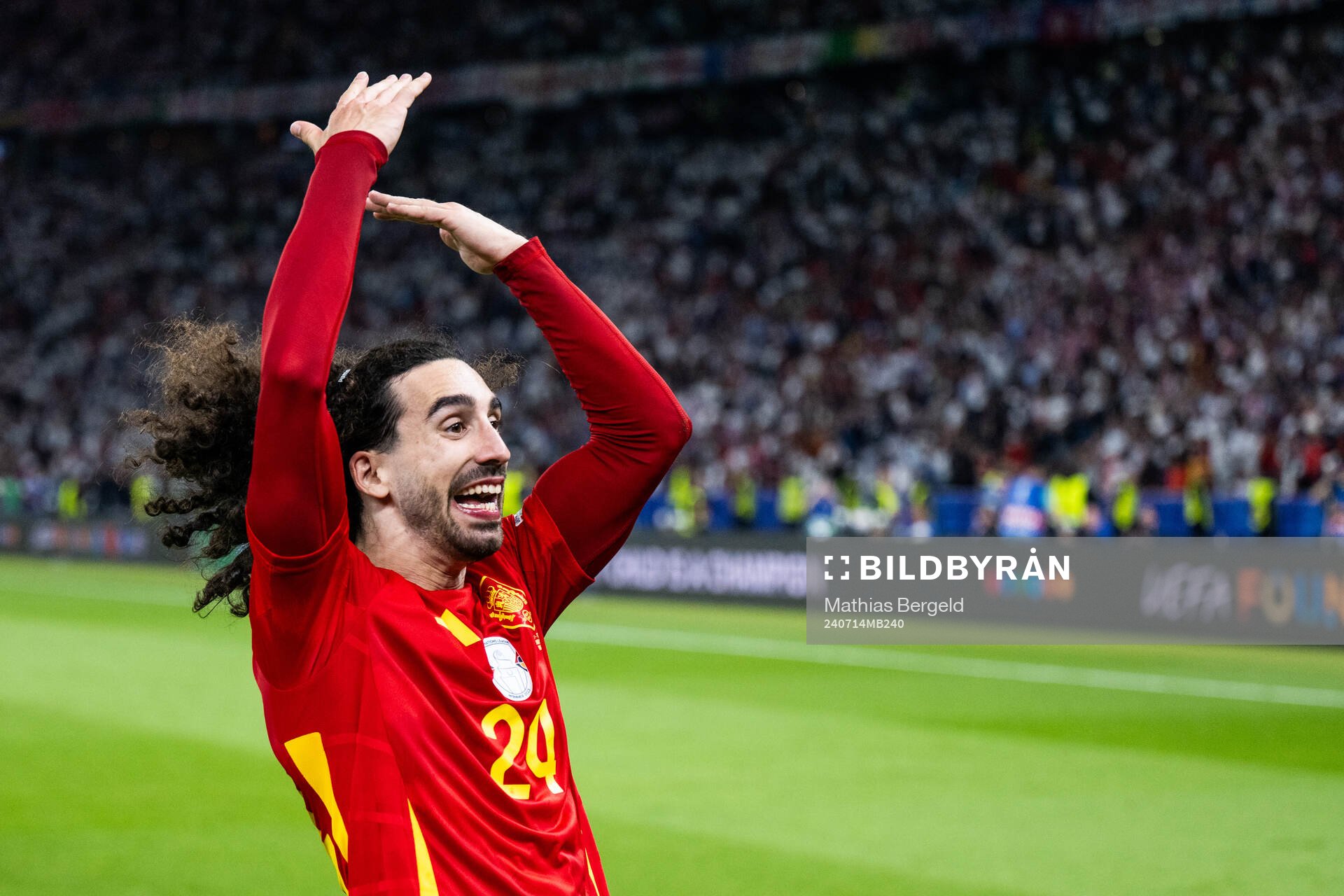Marc Cucurella of Spain celebrates