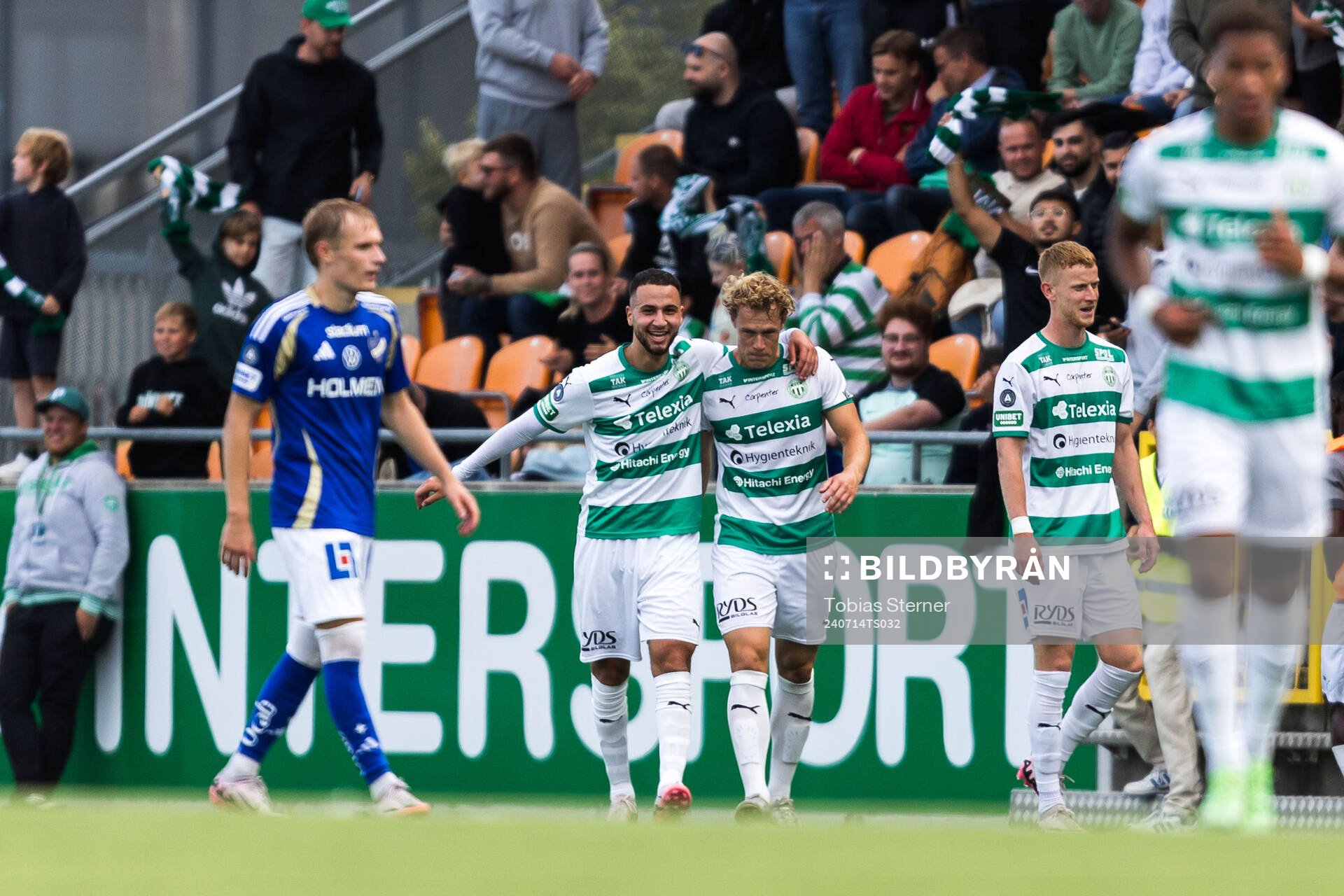 Västerås Herman Magnusson jublar med Abdelrahman Boudah