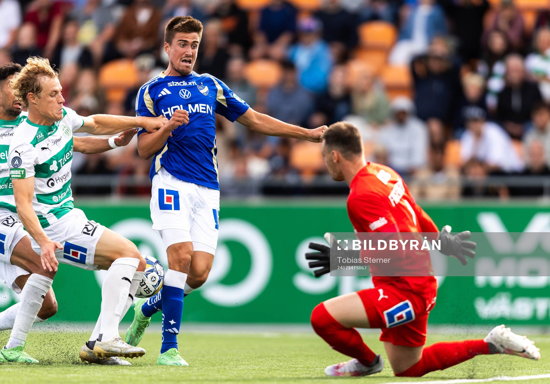 Västerås Herman Magnusson och IFK Norrköpings Carl Björk