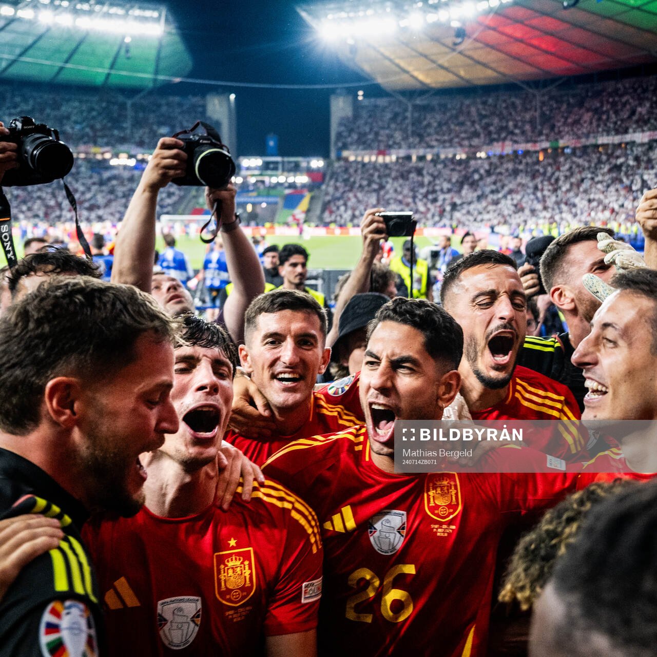 Ayoze Perez of Spain celebrates