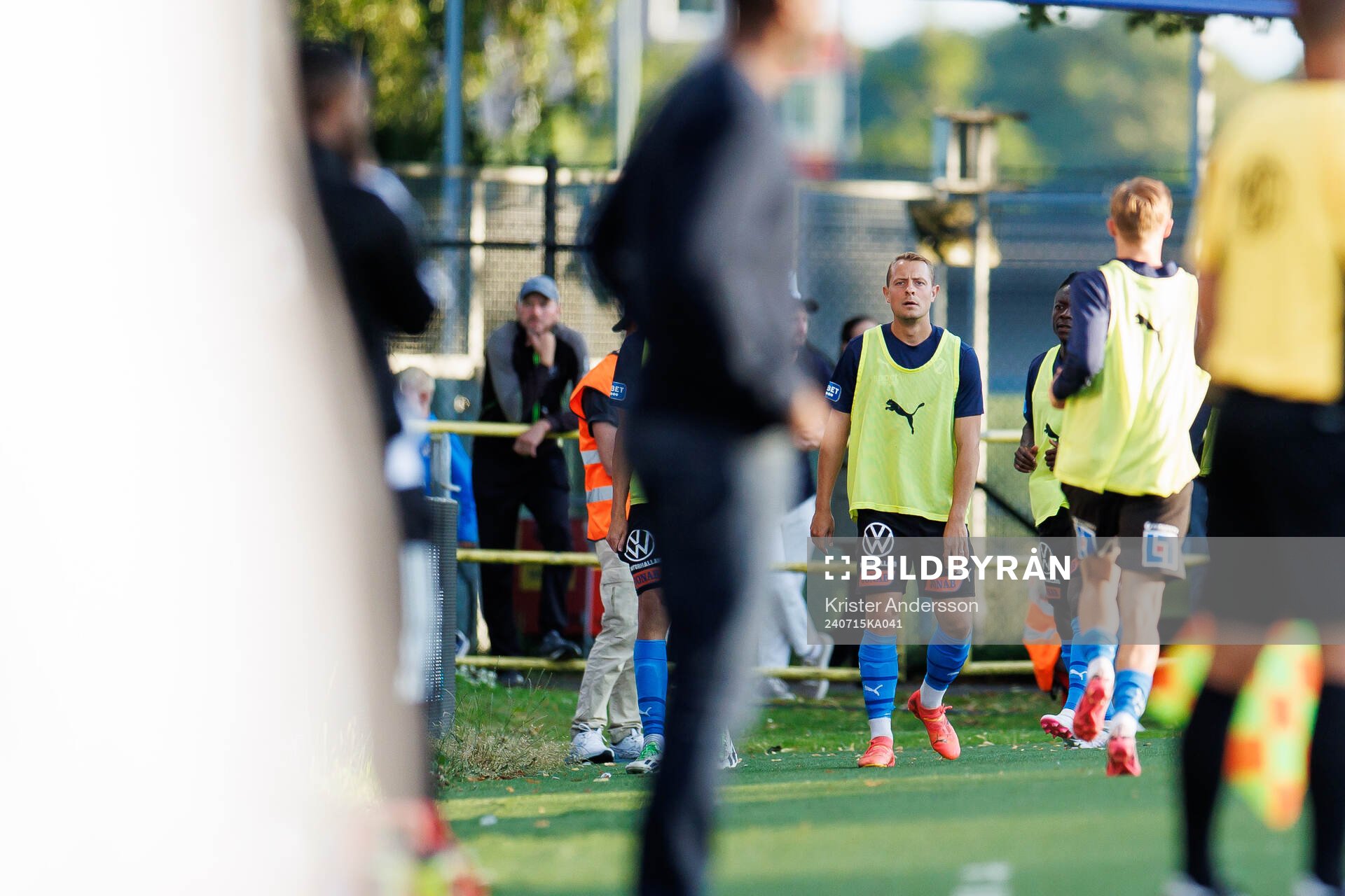 Halmstads Joel Allansson värmer upp
