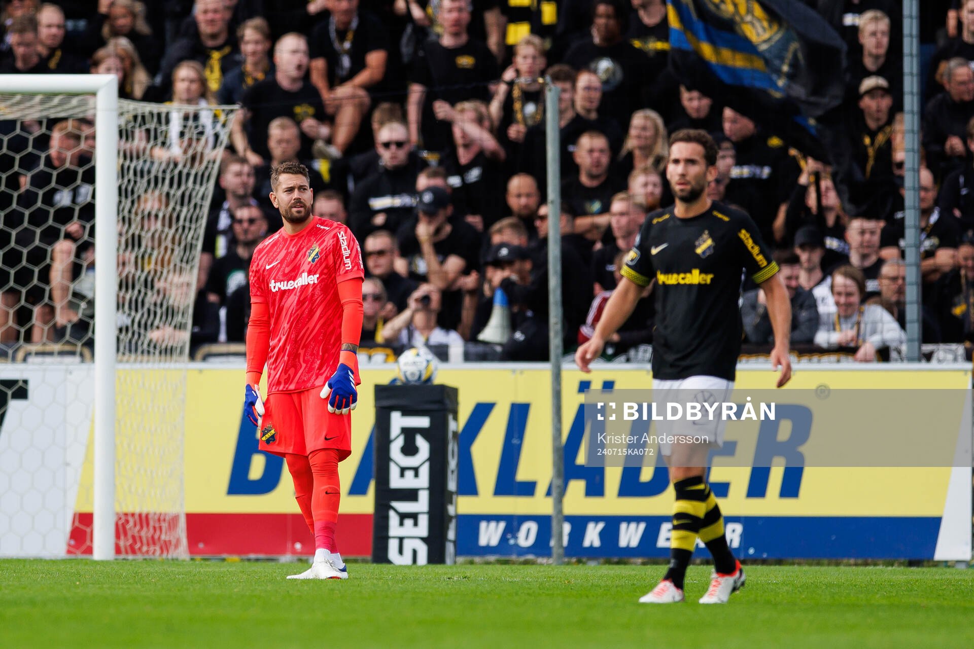 AIKs målvakt Kristoffer Nordfeldt under fotbollsmatchen i Allsvenskan mellan Halmstad och AIK den 15 juli 2024 i Halmstad. 