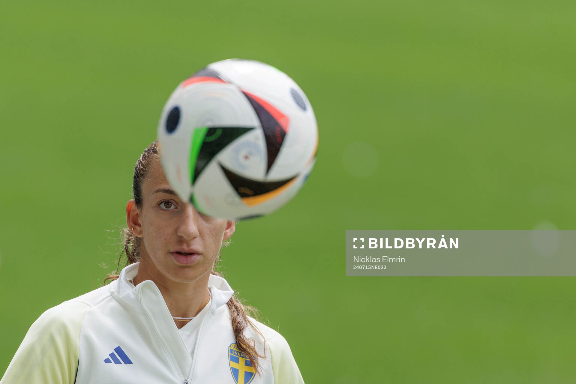 of the Swedish women's national football team at a training