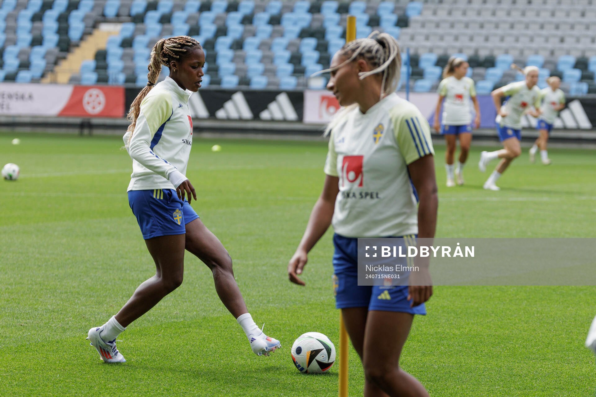 Evelyn Ijeh of the Swedish women's national football team