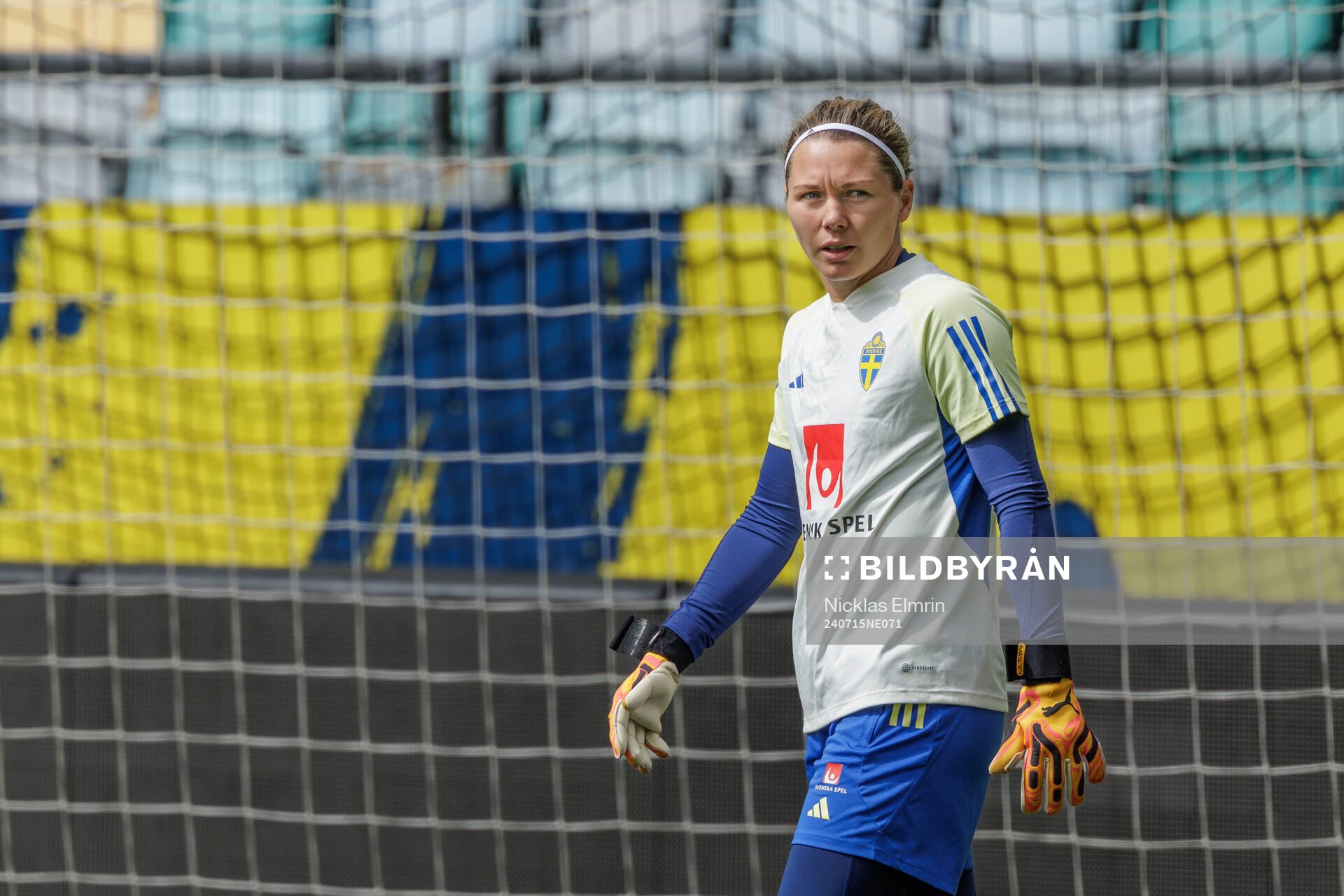 målvakt Jennifer Falk of the Swedish women's national