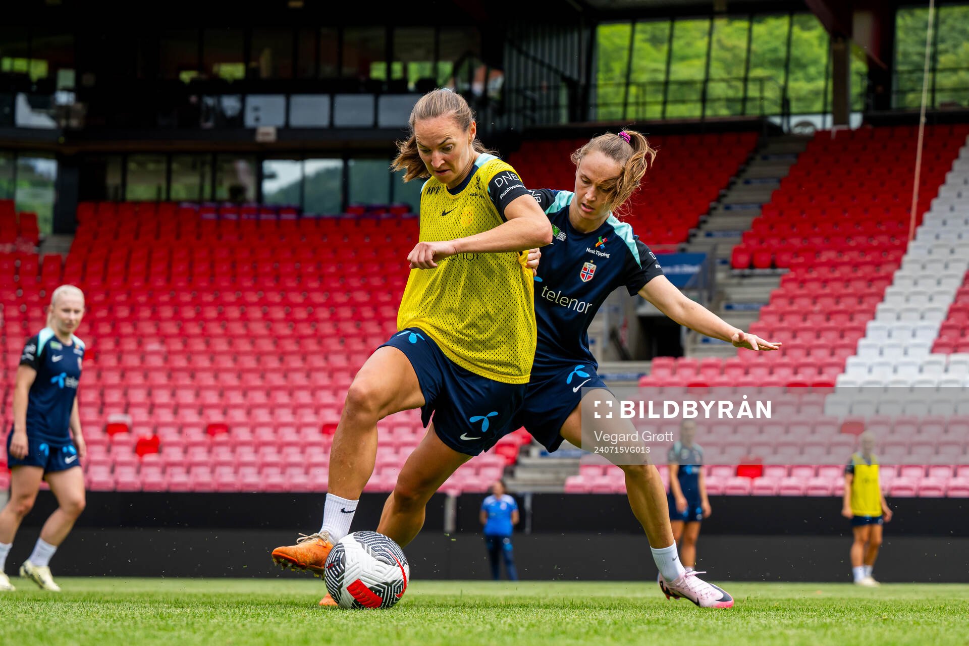 Marit Bratberg Lund and Caroline Graham Hansen of the