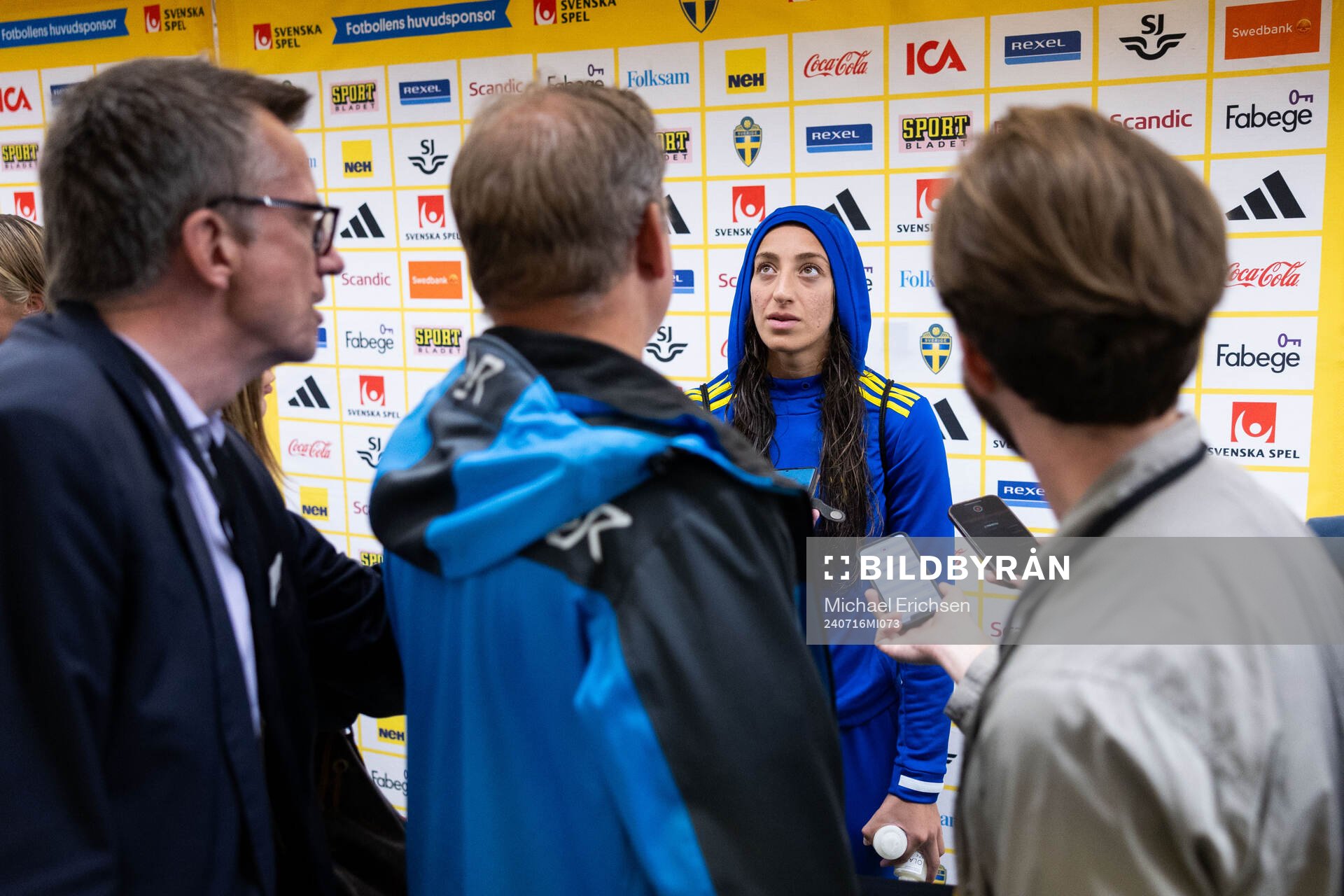 Rusul Rosa Kafaji of Sweden in mixed zone