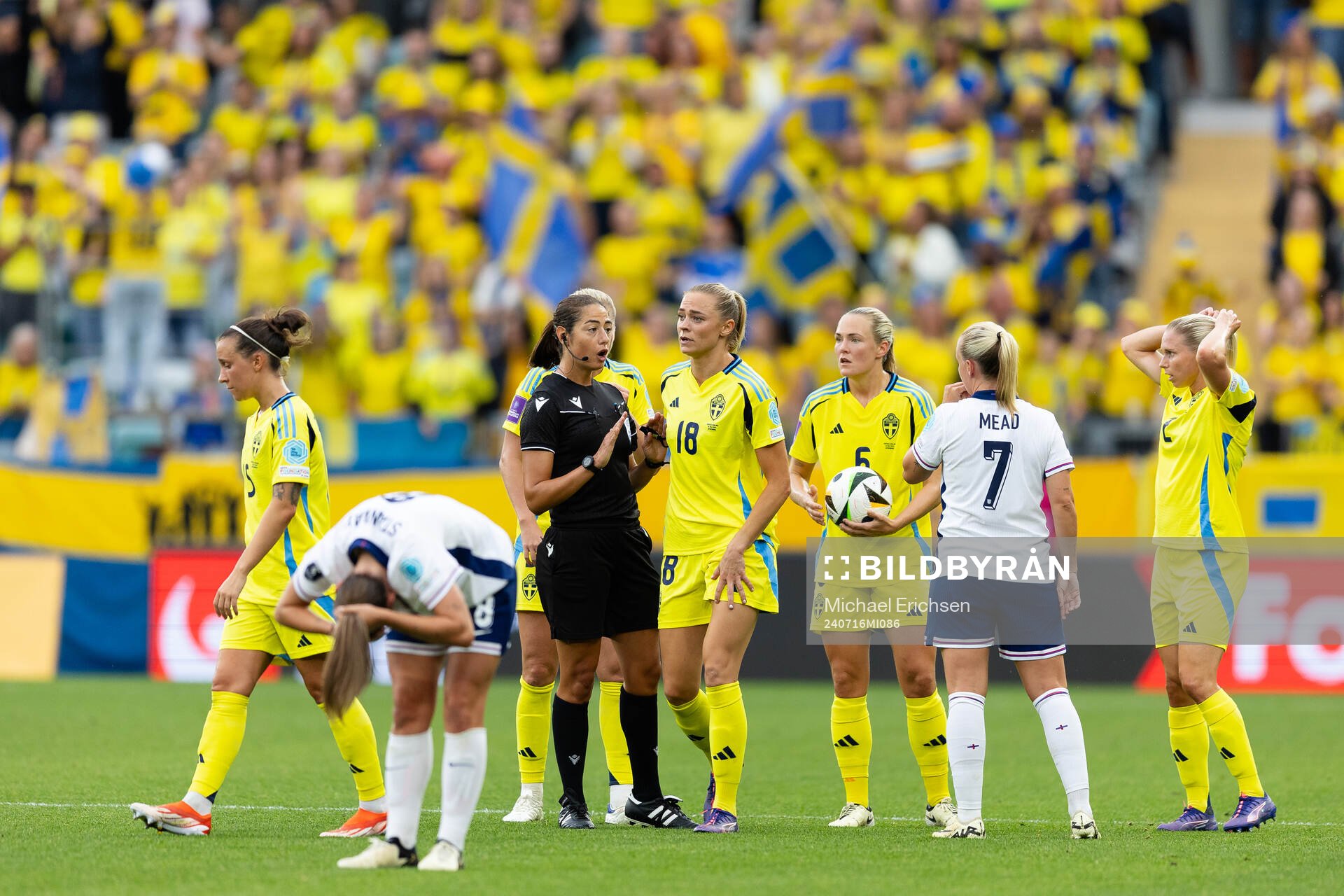 Julia Zigiotti Olme, Fridolina Rolfö, Magdalena Eriksson