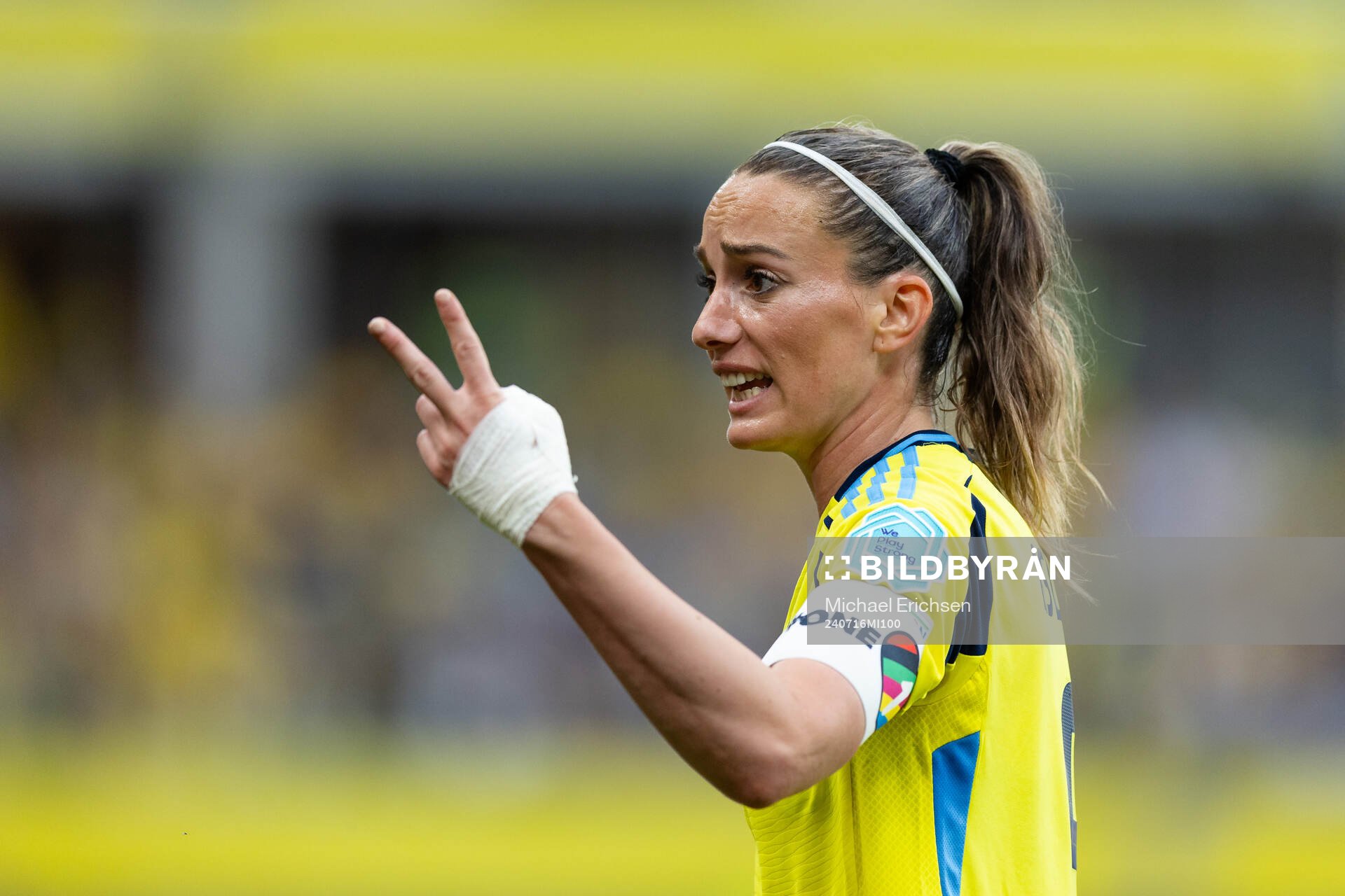 Kosovare Asllani of Sweden