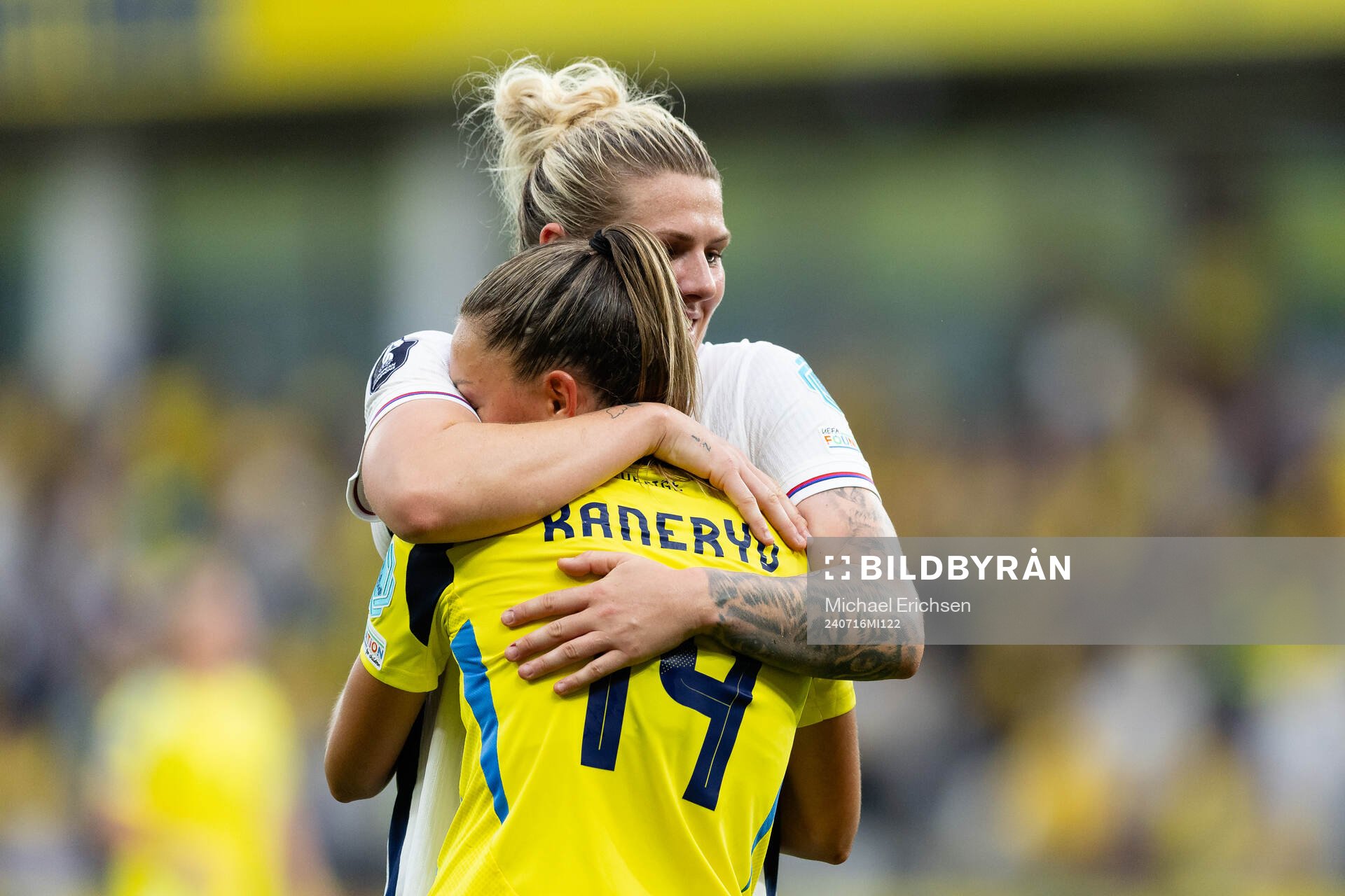 Millie Bright of England and Johanna Rytting Kaneryd of