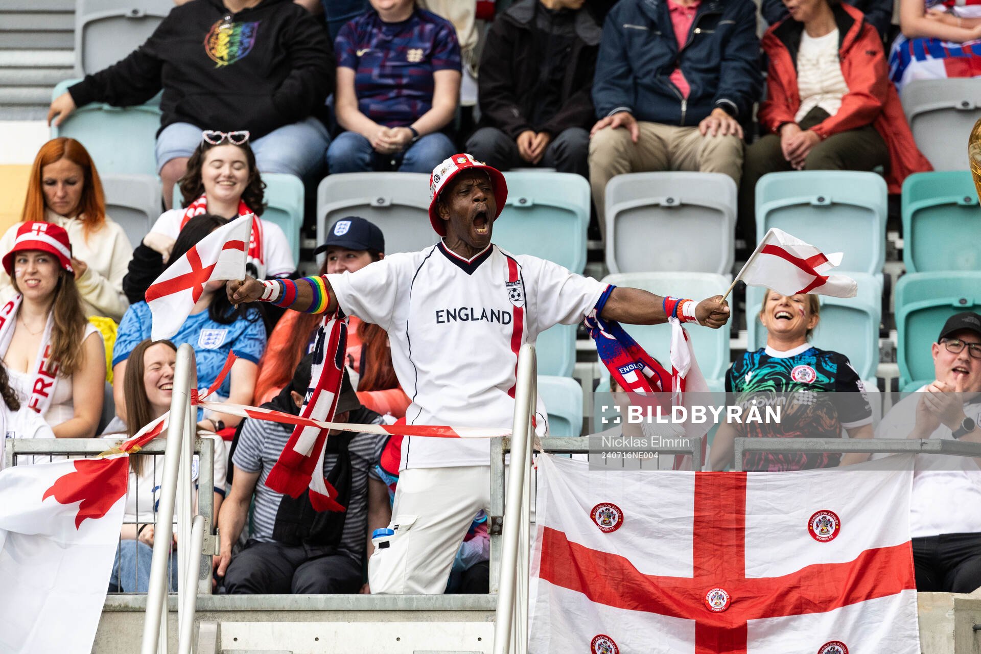 Fans of England