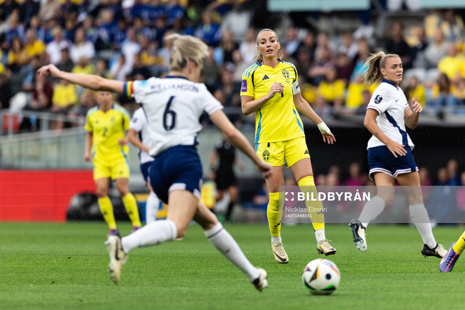 Kosovare Asllani of Sweden