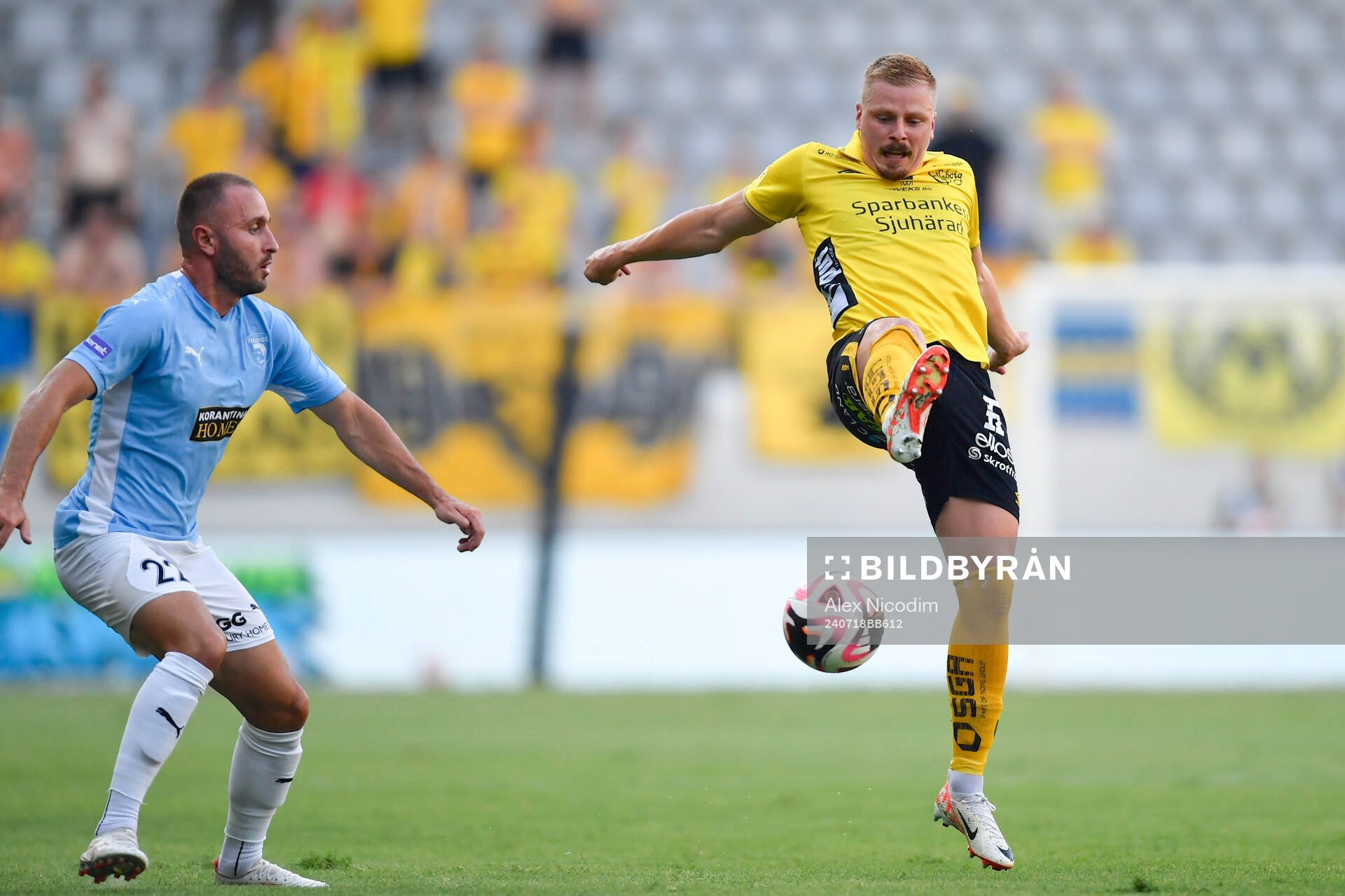 Muamer Tankovic of Pafos and Per Frick of Elfsborg
