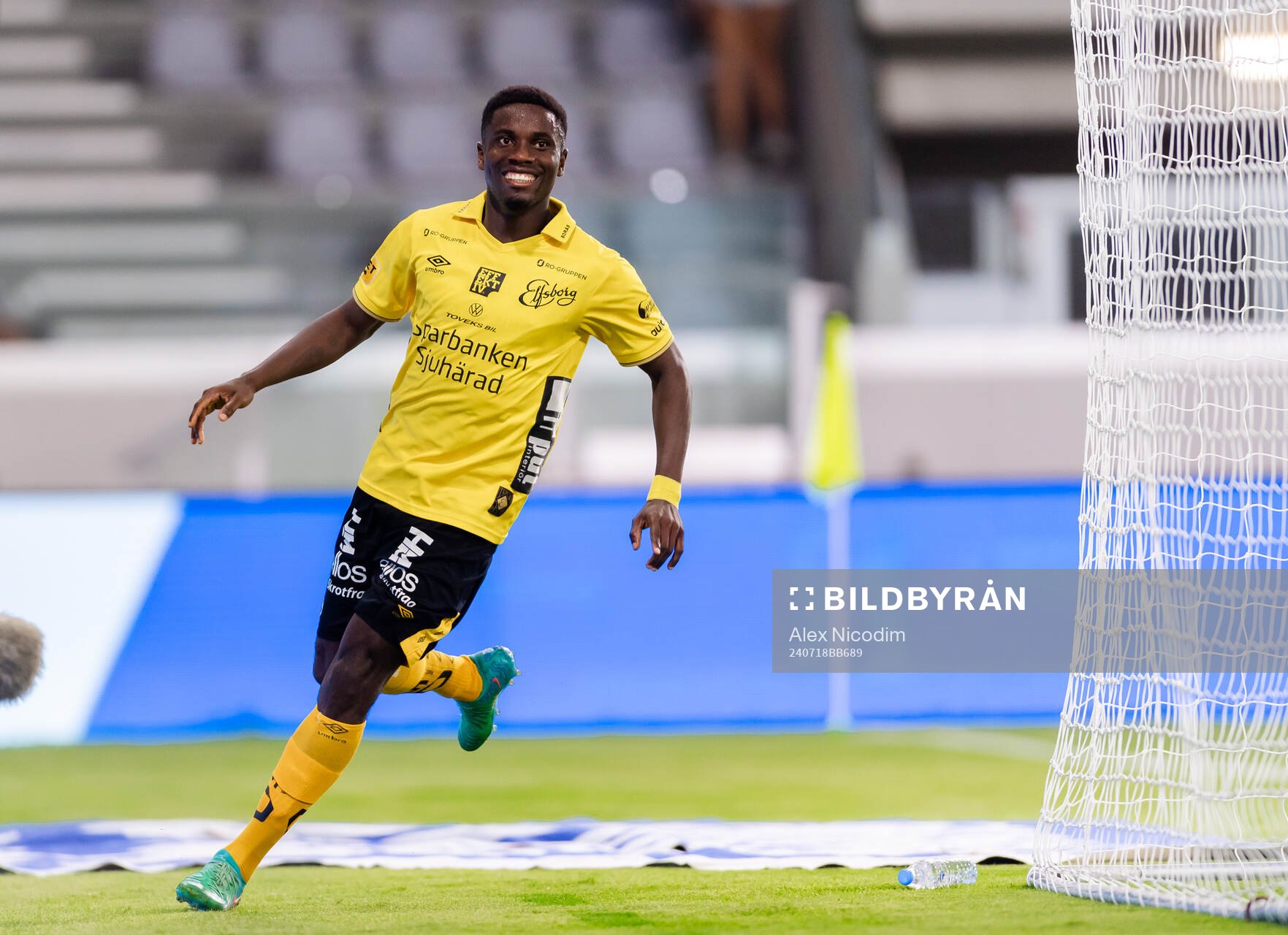 Michael Baidoo of Elfsborg celebrates