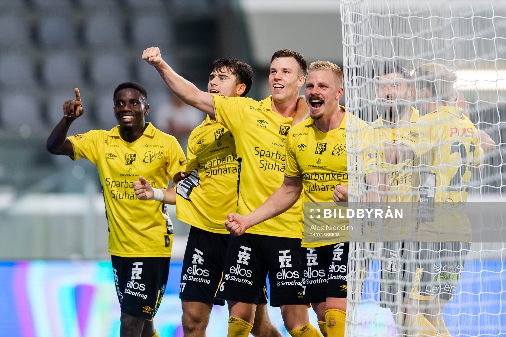Andri Fannar Baldursson of Elfsborg celebrates the 2-3 goal