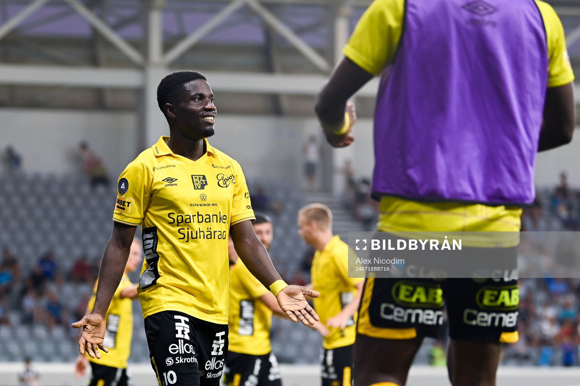 Michael Baidoo of Elfsborg celebrates