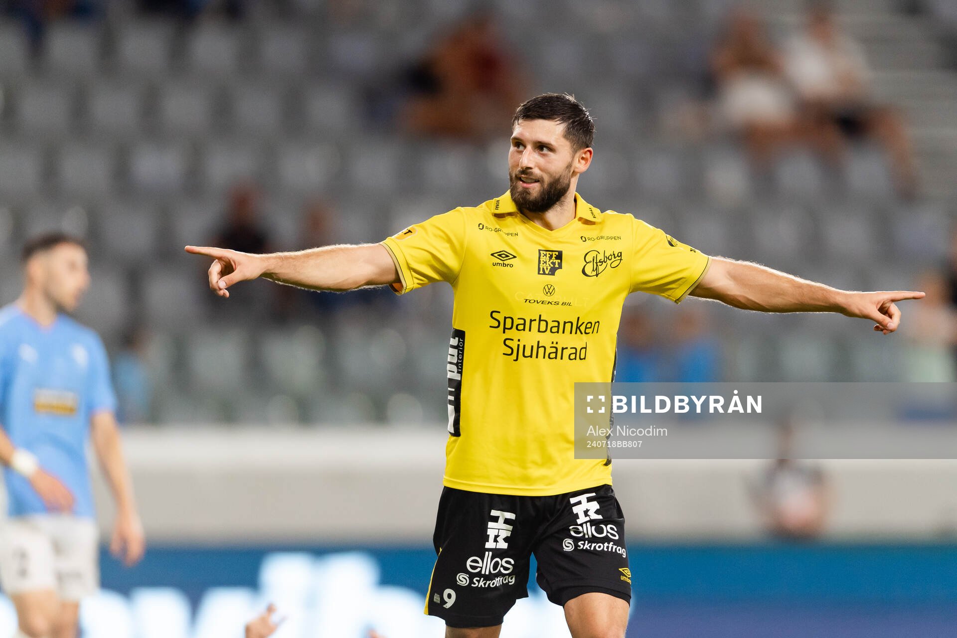 Arber Zeneli of Elfsborg celebrates
