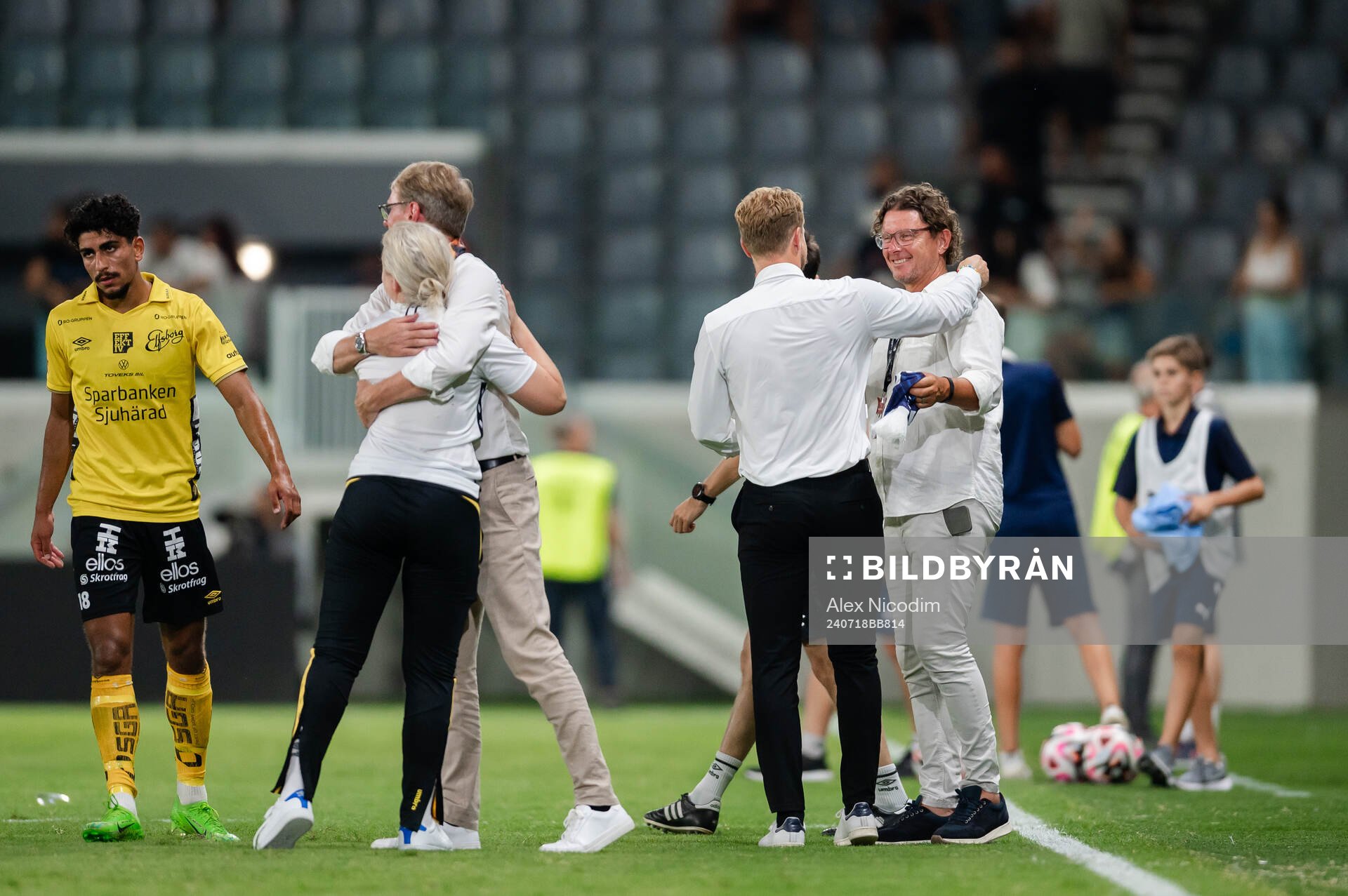 Manager Oscar Hiljemark and Stefan Andreasson, club