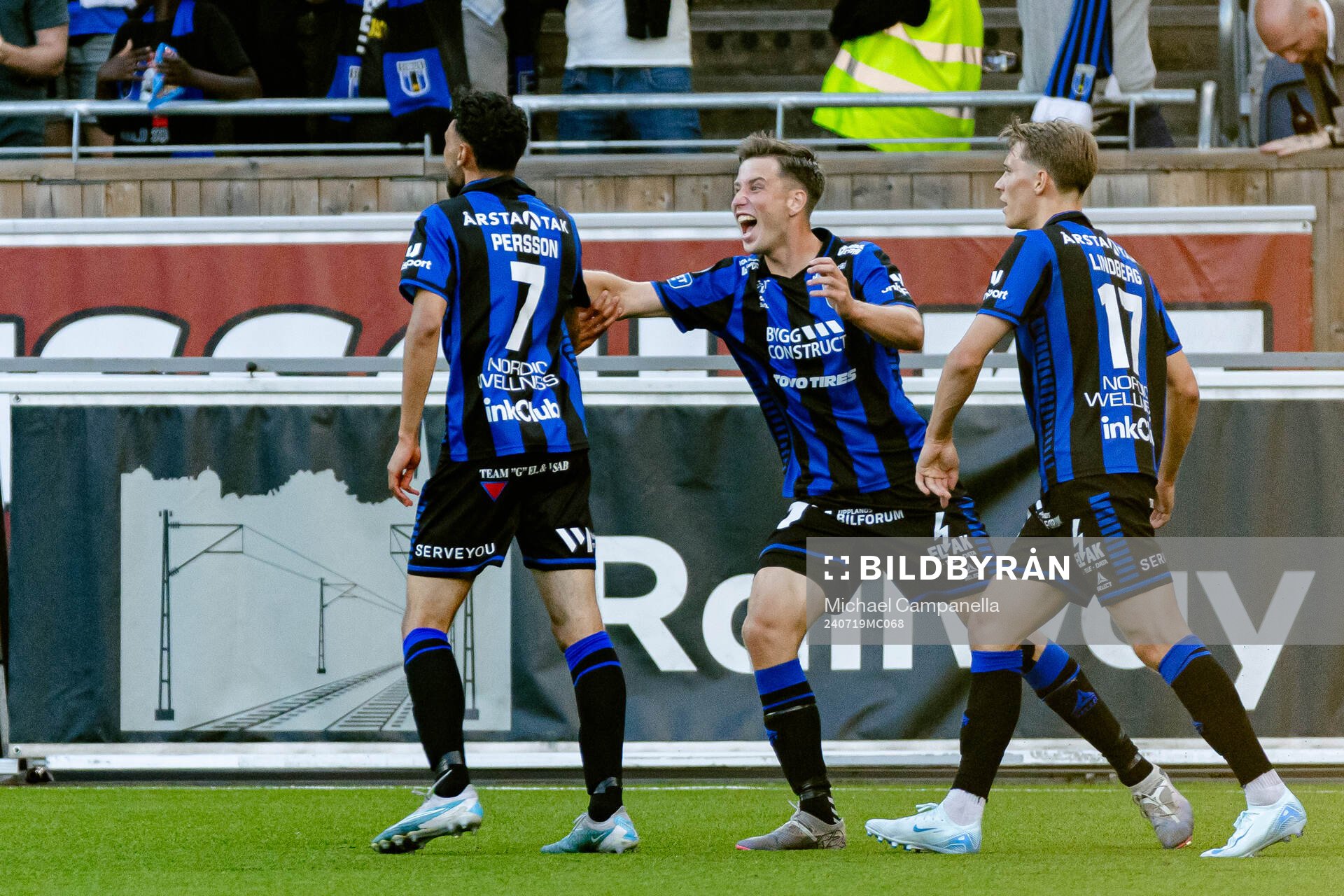 Sirius Joakim Persson jublar