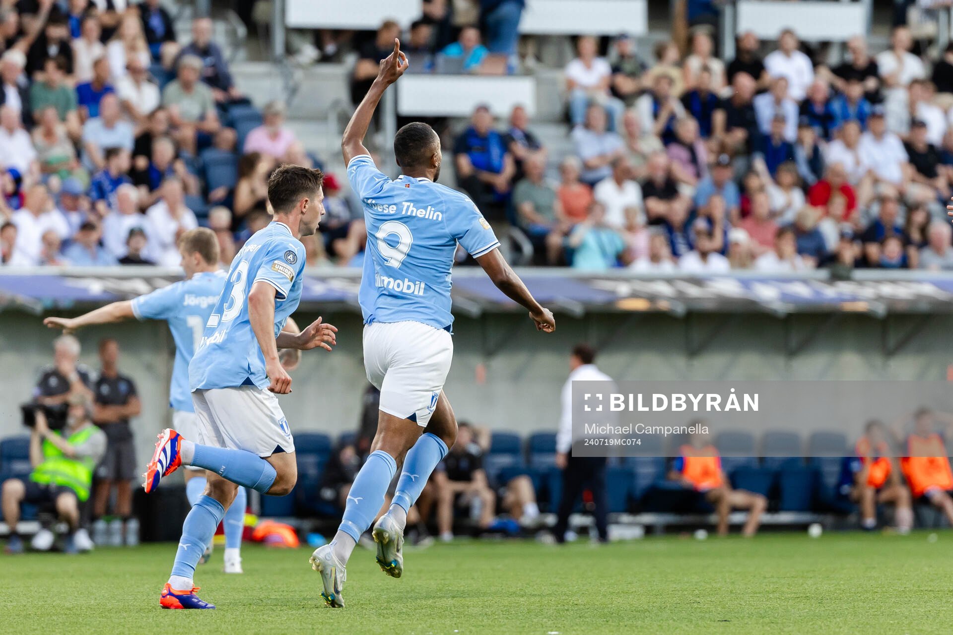 Malmö FFs Isaac Kiese Thelin jublar
