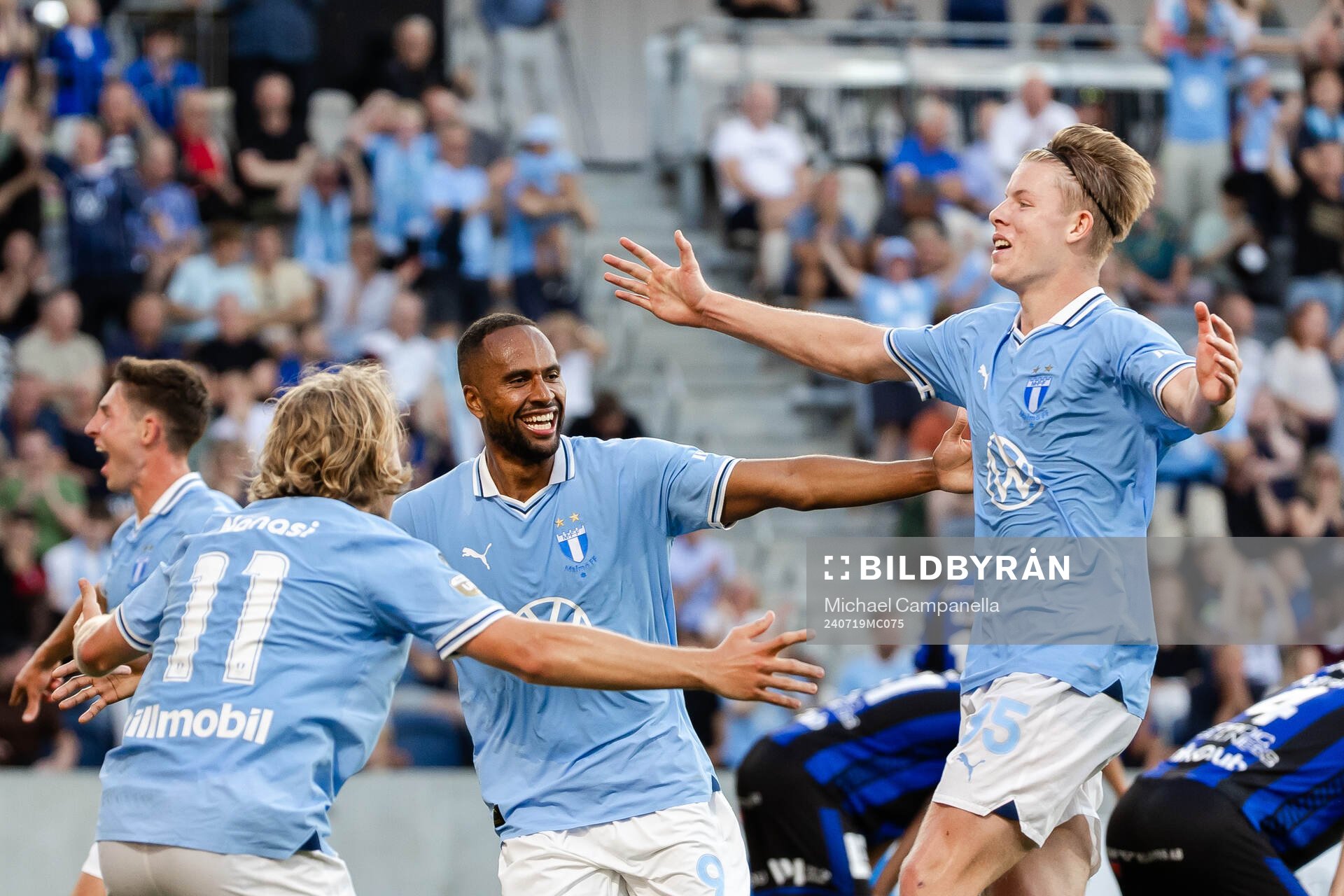 Malmö FFs Sebastian Nanasi , Isaac Kiese Thelin och Nils