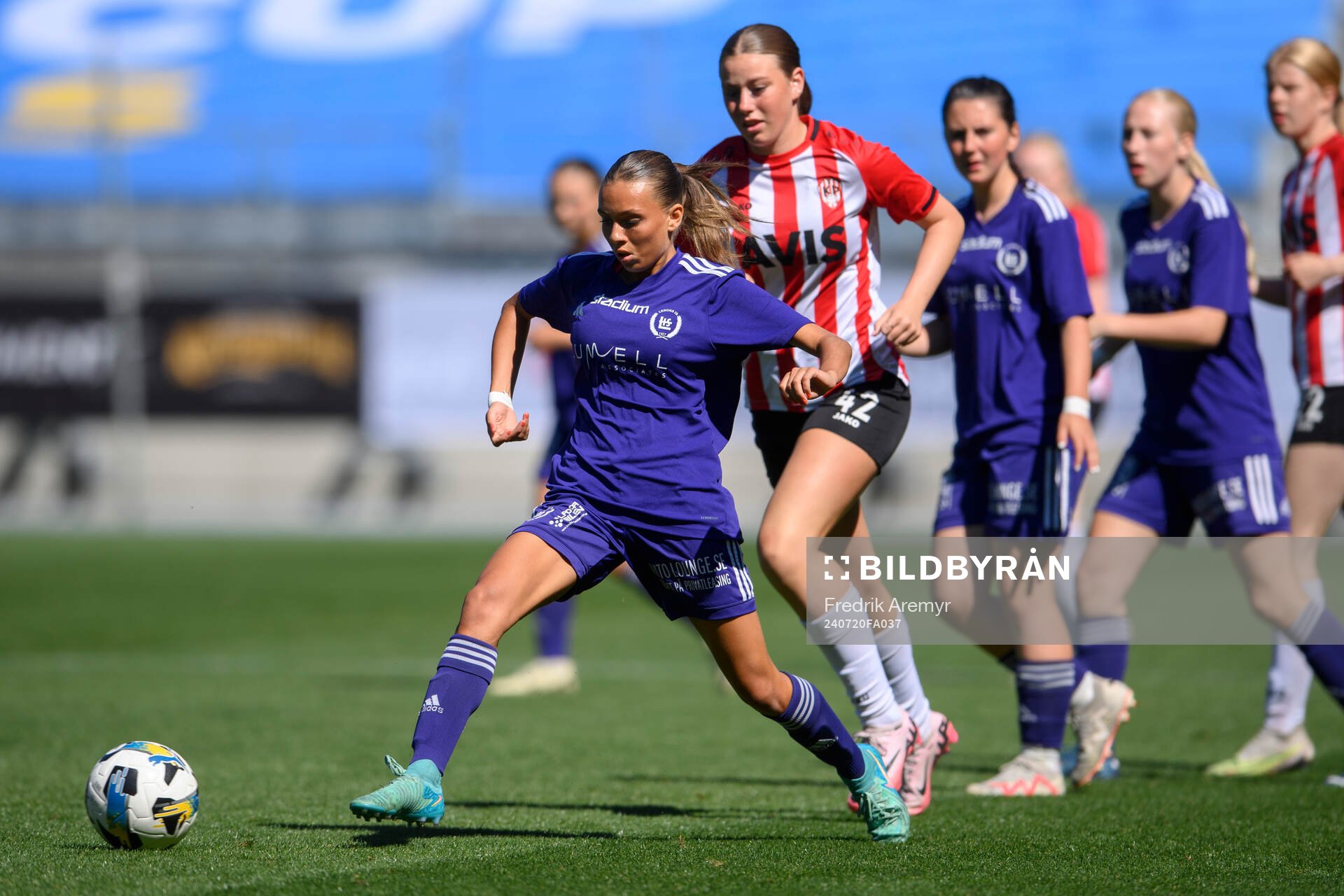 En duell i G16 finalen mellan Throttur och Lerums IS under finalerna i Gothia Cup den 20 juli 2024 i Göteborg. 
