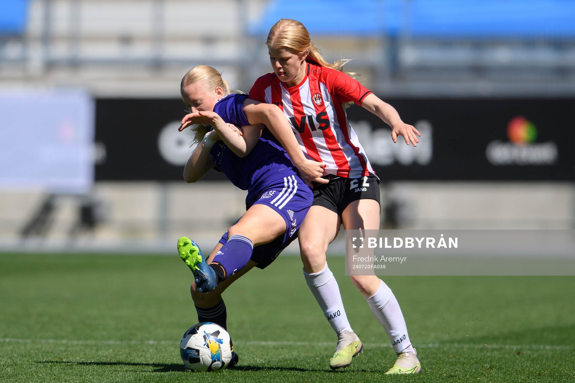 En duell i G16 finalen mellan Throttur och Lerums IS under finalerna i Gothia Cup den 20 juli 2024 i Göteborg. 
