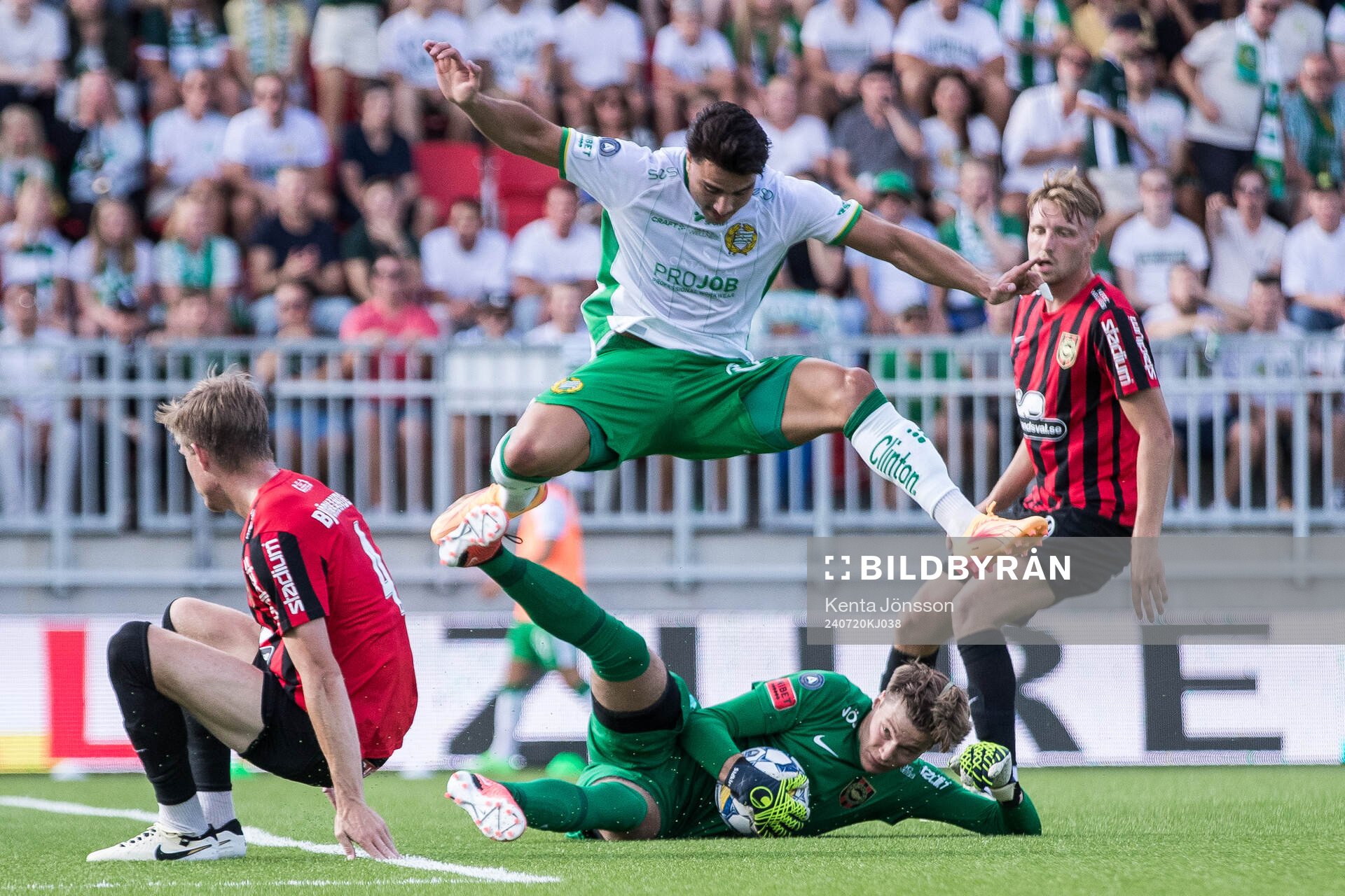 Hammarbys Jusef Erabi och Brommapojkarnas Filip Sidklev