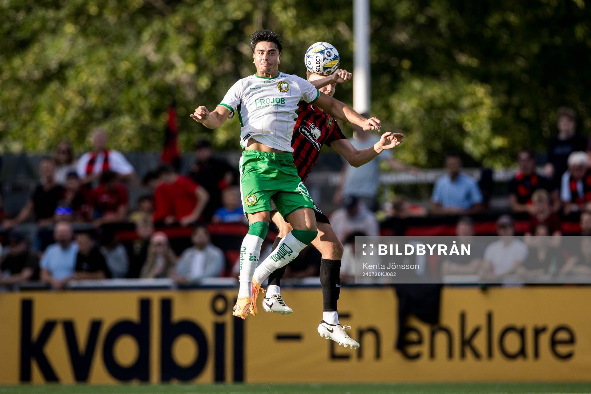 Hammarbys Jusef Erabi och Brommapojkarnas Alexander