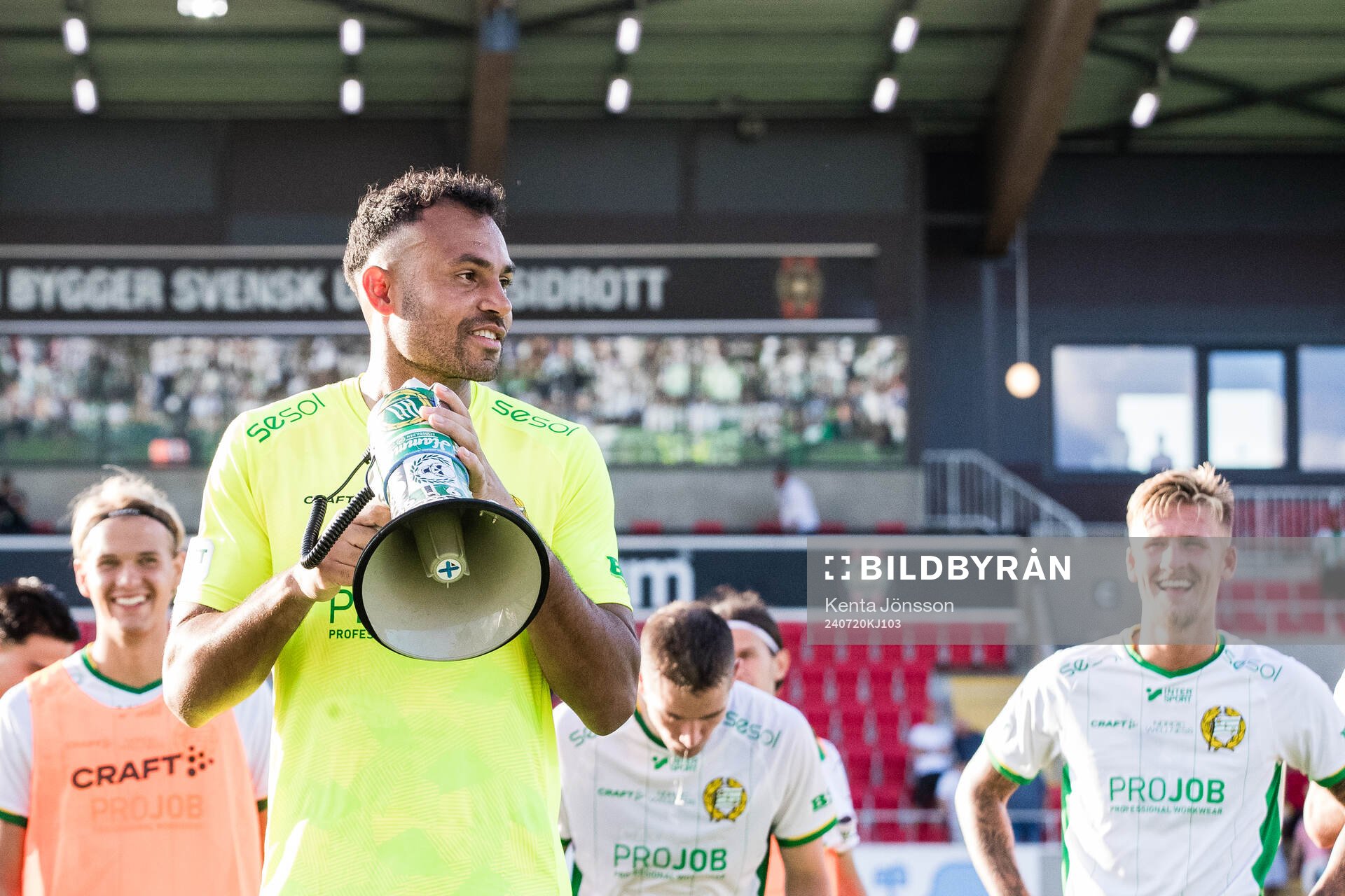 Hammarbys målvakt Warner Hahn efter fotbollsmatchen i Allsvenskan mellan Brommapojkarna och Hammarby den 20 juli 2024 i Stockholm. 