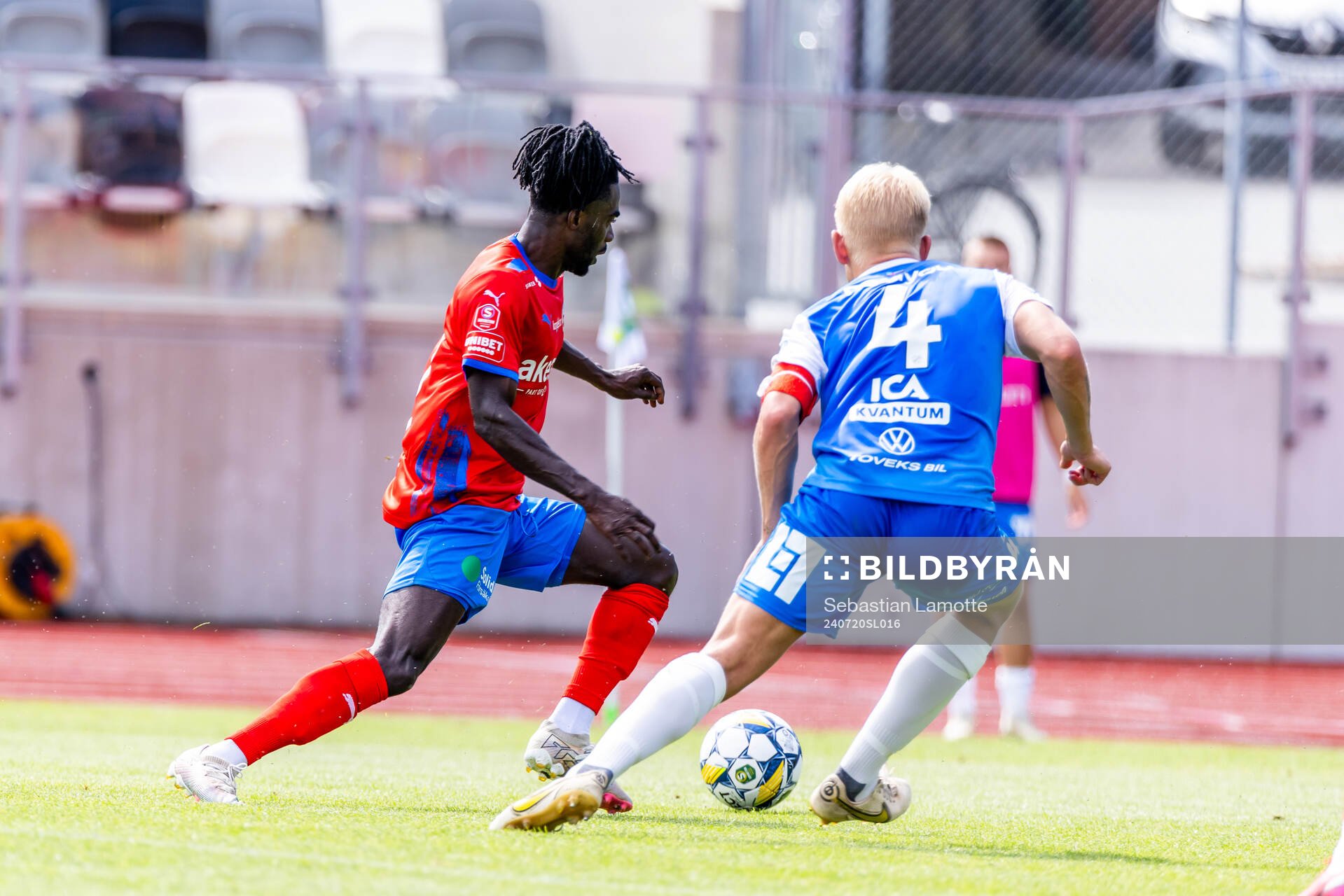Helsingborgs Benjamin Acquah och IK Oddevolds Philip