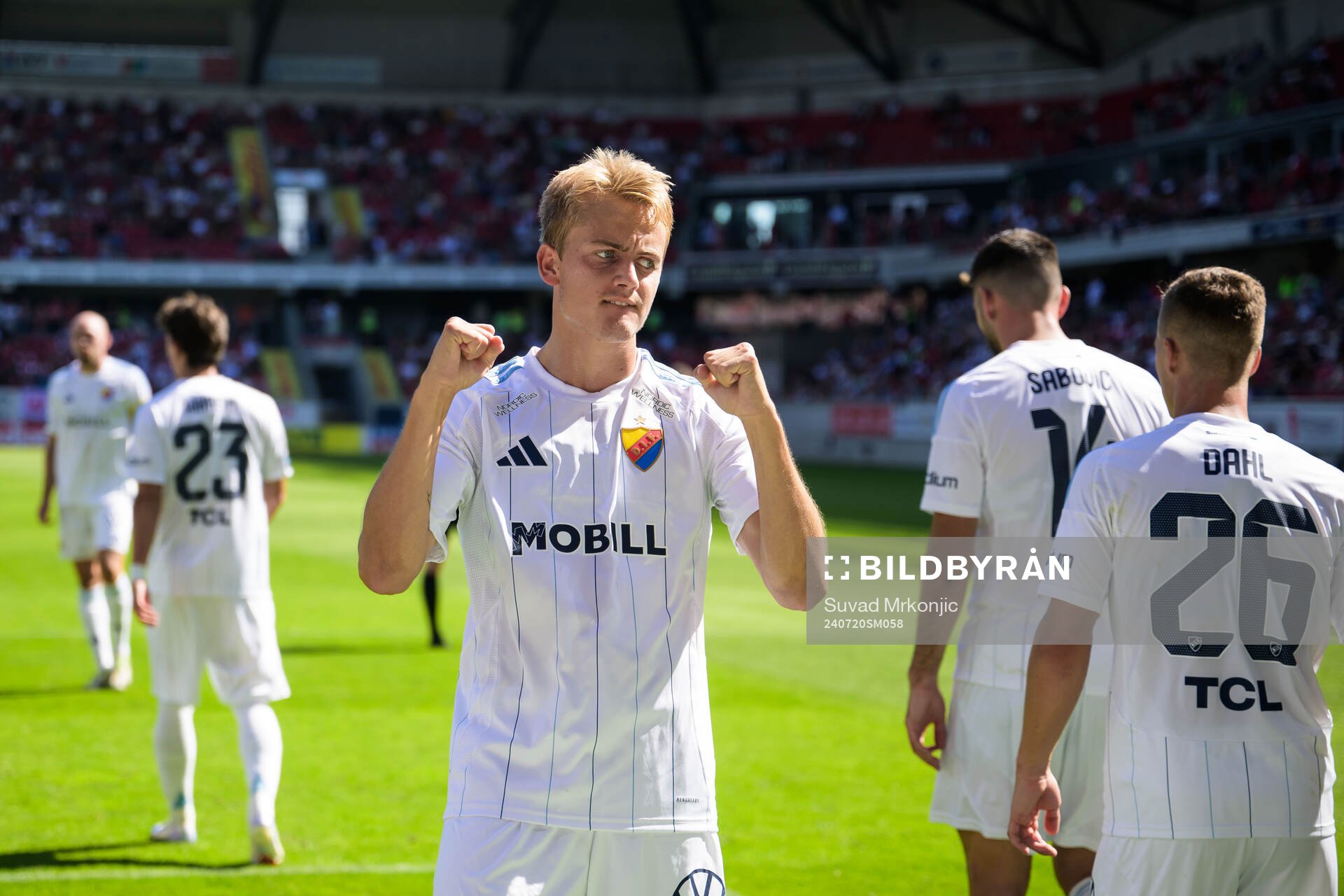 Djurgårdens Oskar Fallenius jublar