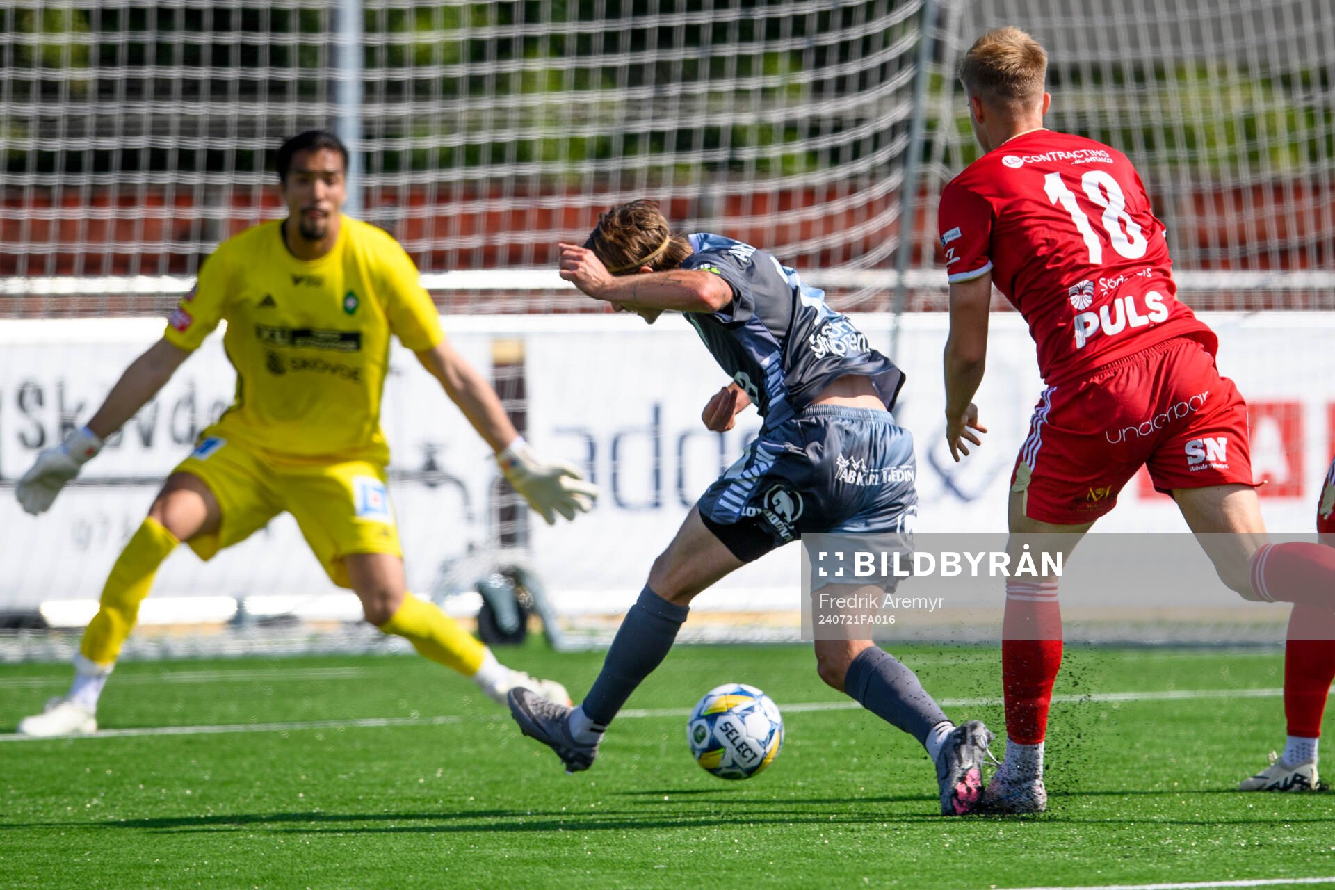 Brages Johan Arvidsson med målchans