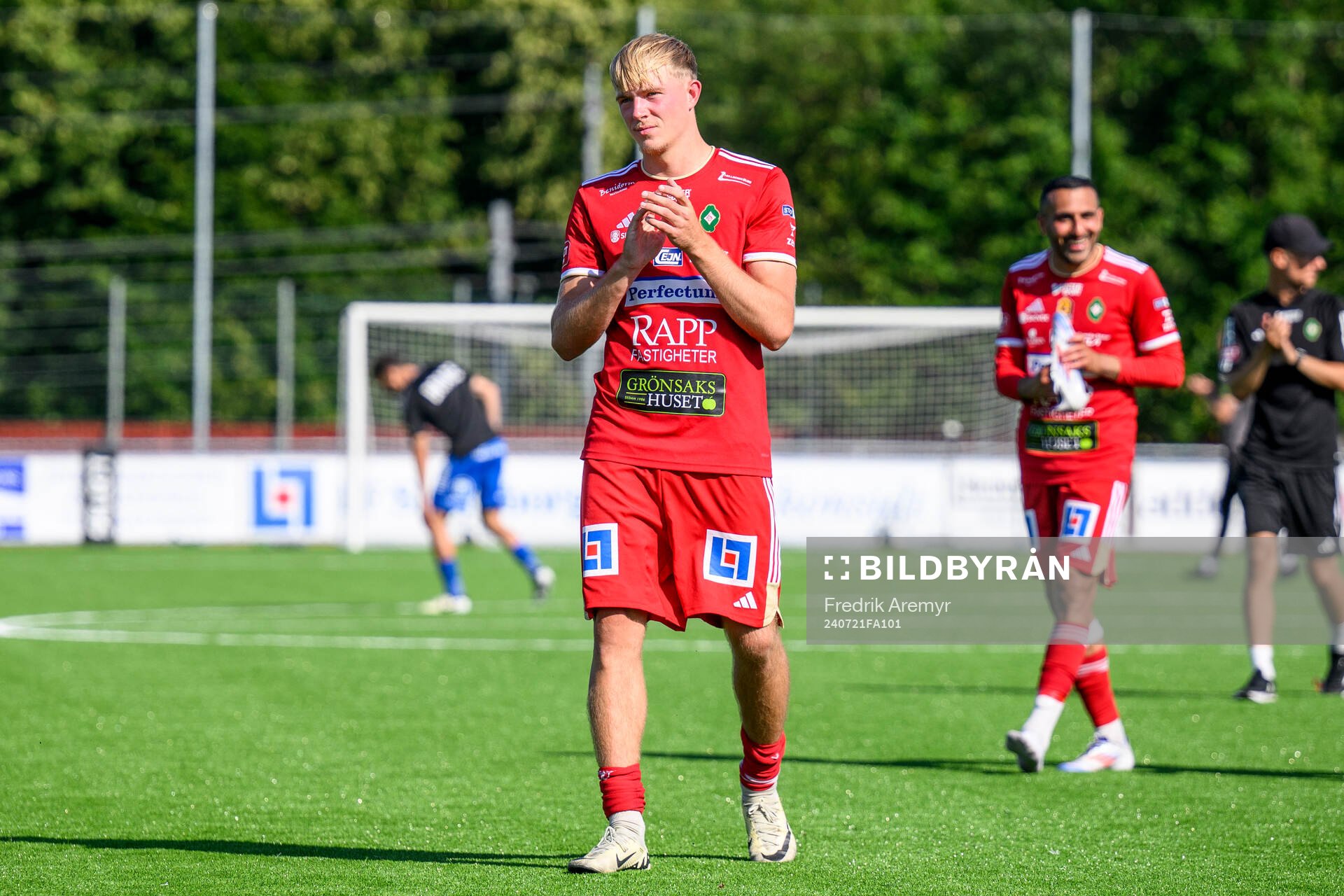 Skövde AIKs Emil Skillermo jublar