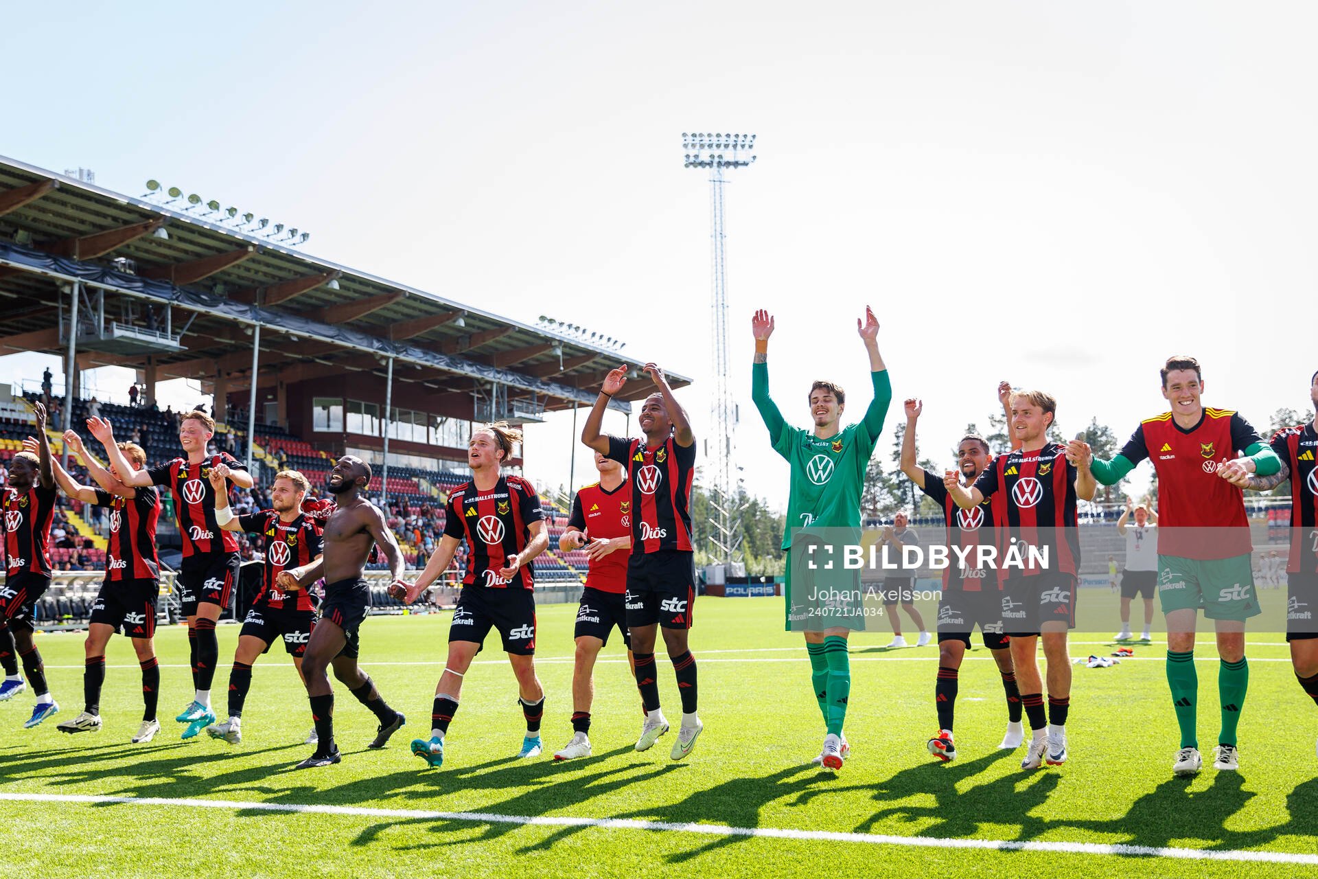 Östersunds spelre jublar
