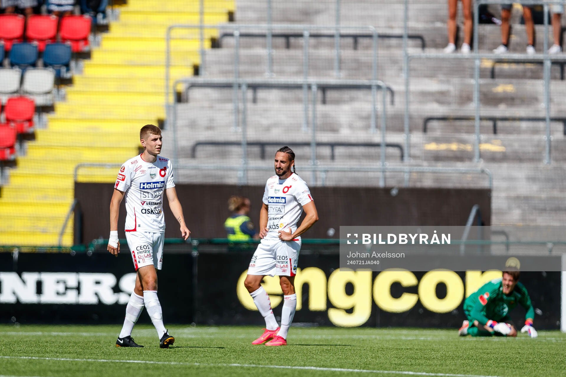 Degerfors Adi Fisic och Dijan Vukojevic deppar