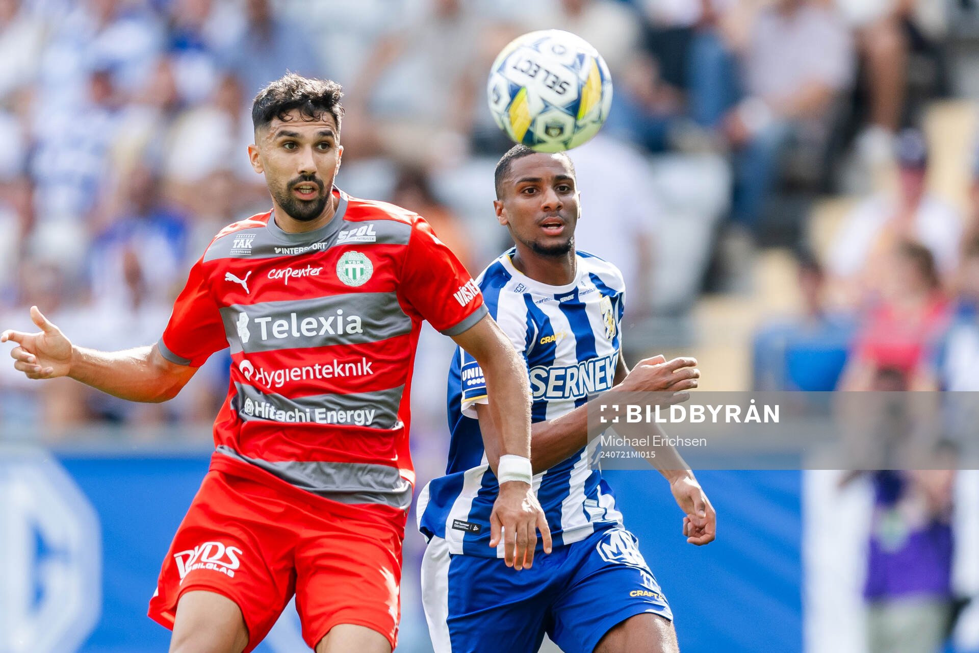 Västerås Elyas Bouzaiene och IFK Göteborgs Paulos Abraham