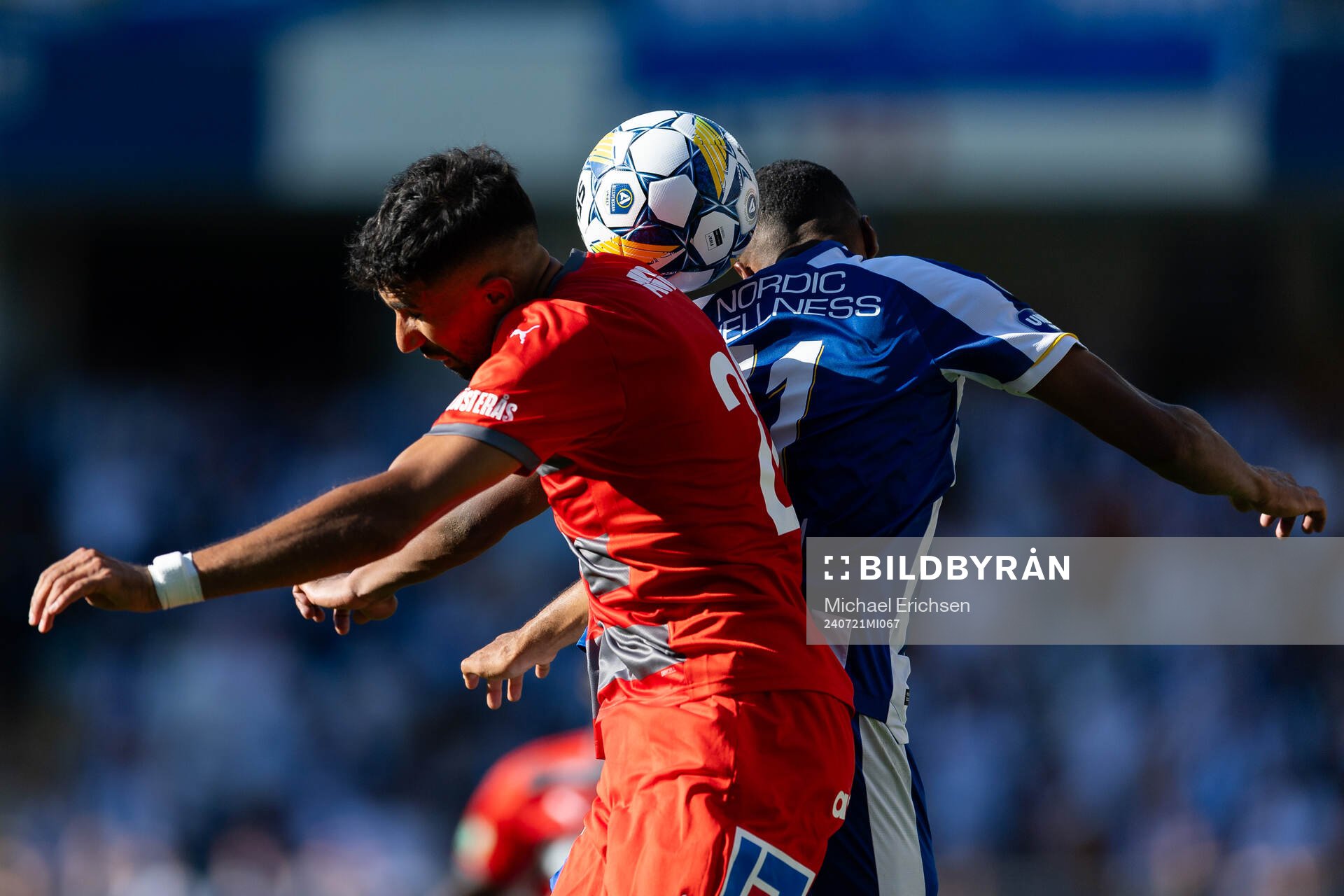 Västerås Elyas Bouzaiene och IFK Göteborgs Paulos Abraham
