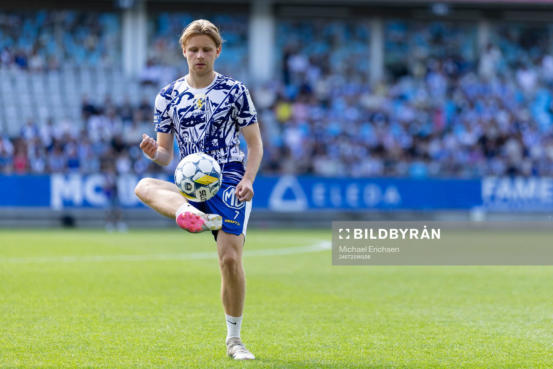 IFK Göteborgs Oscar Pettersson innan fotbollsmatchen i