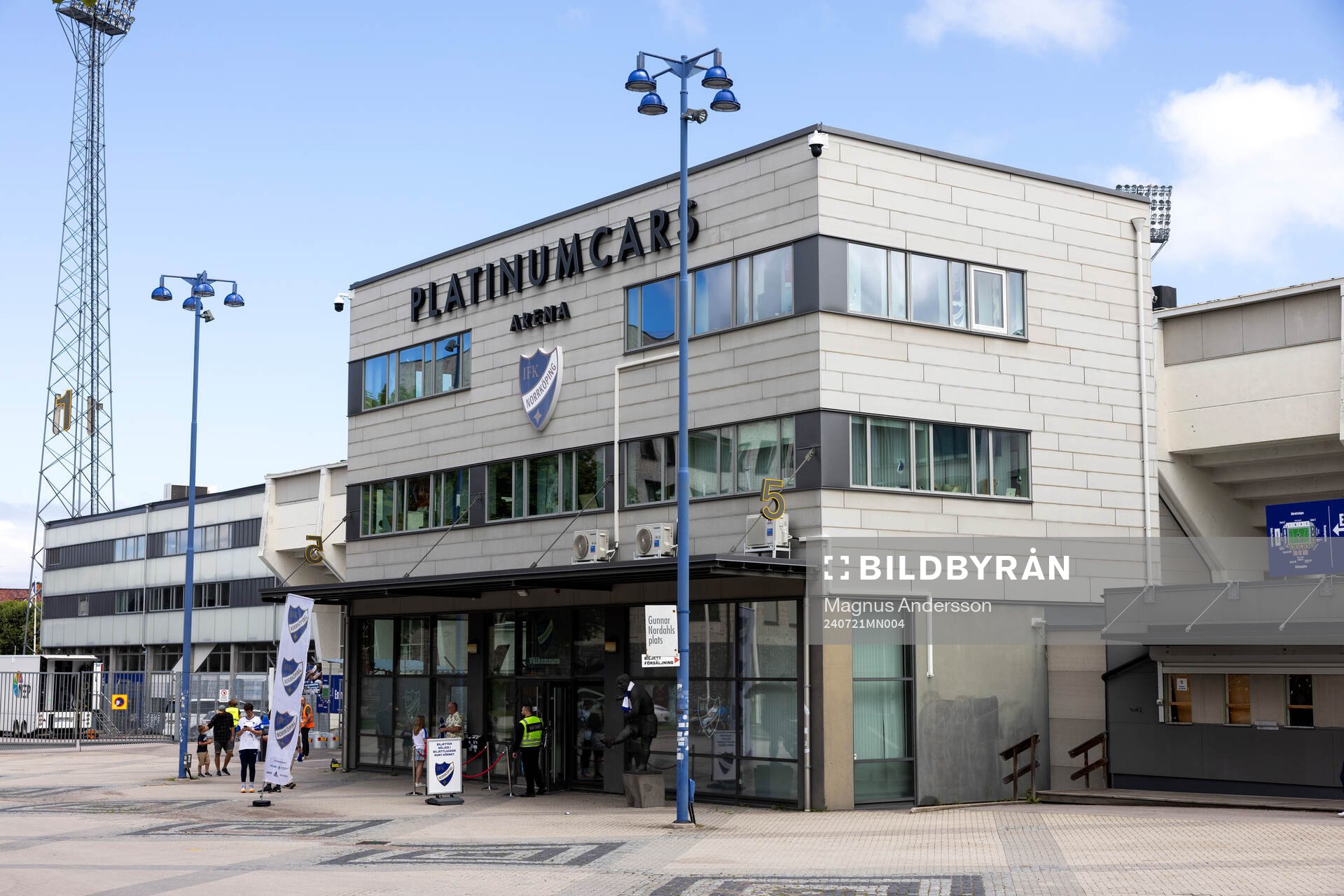 Exteriör bild av Platinum Cars Arena