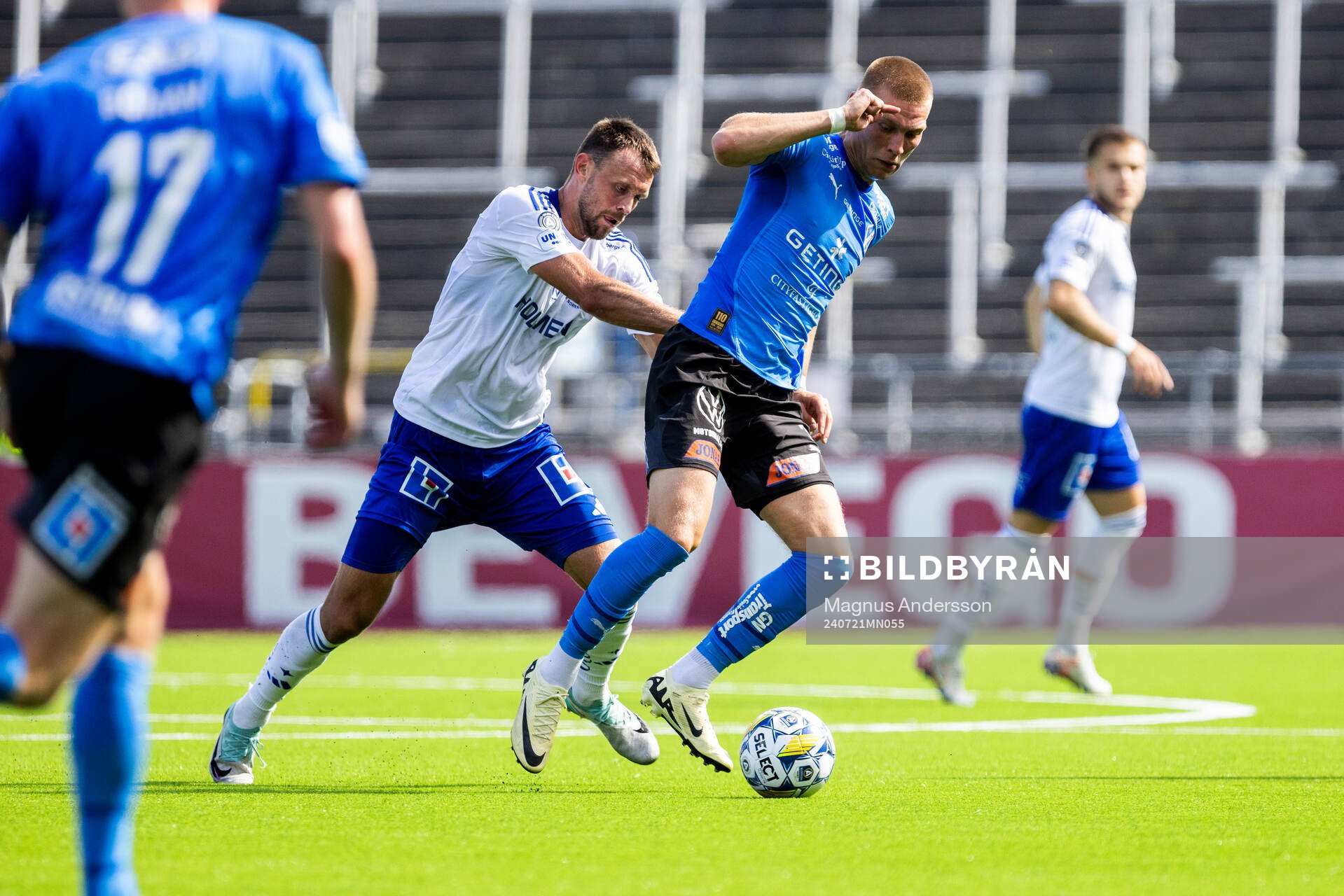 IFK Norrköpings Max Watson och Halmstads Birnir Ingason