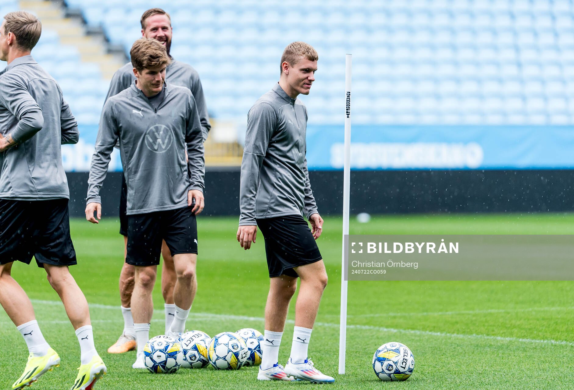 Oliver Berg and Sebastian Jørgensen of Malmö FF
