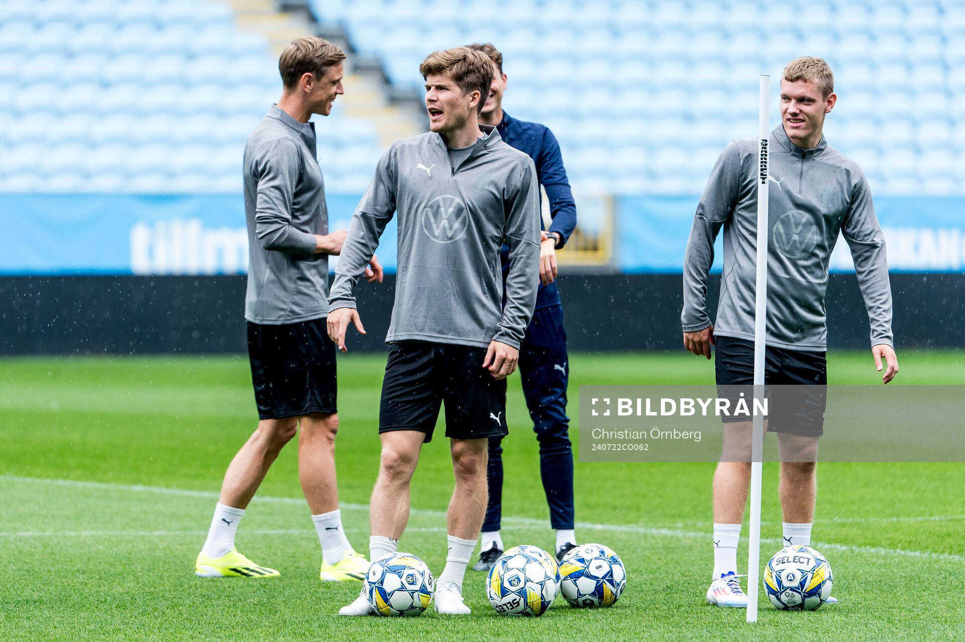 Oliver Berg and Sebastian Jørgensen of Malmö FF