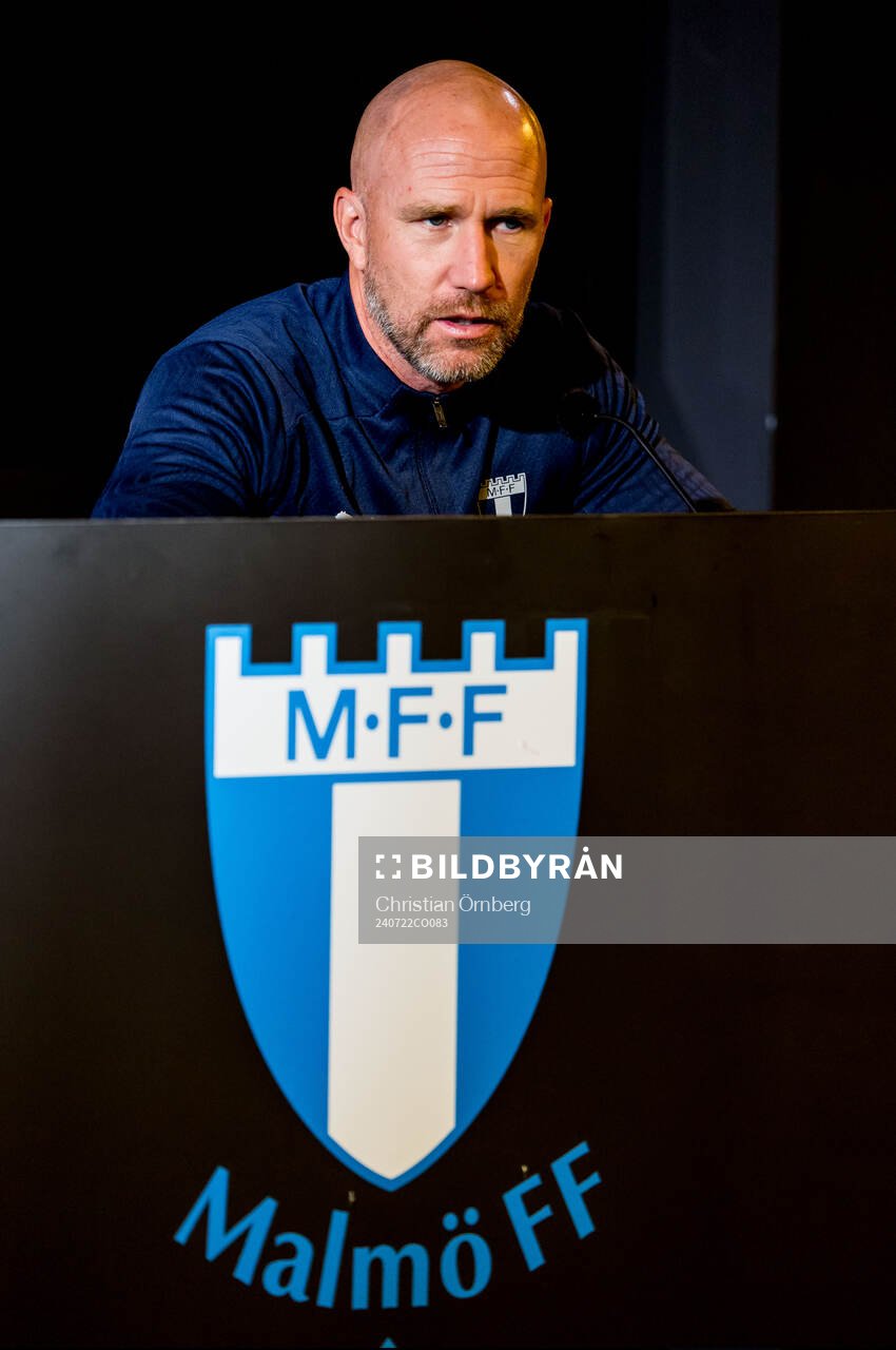 Head coach Henrik Rydström of Malmö FF