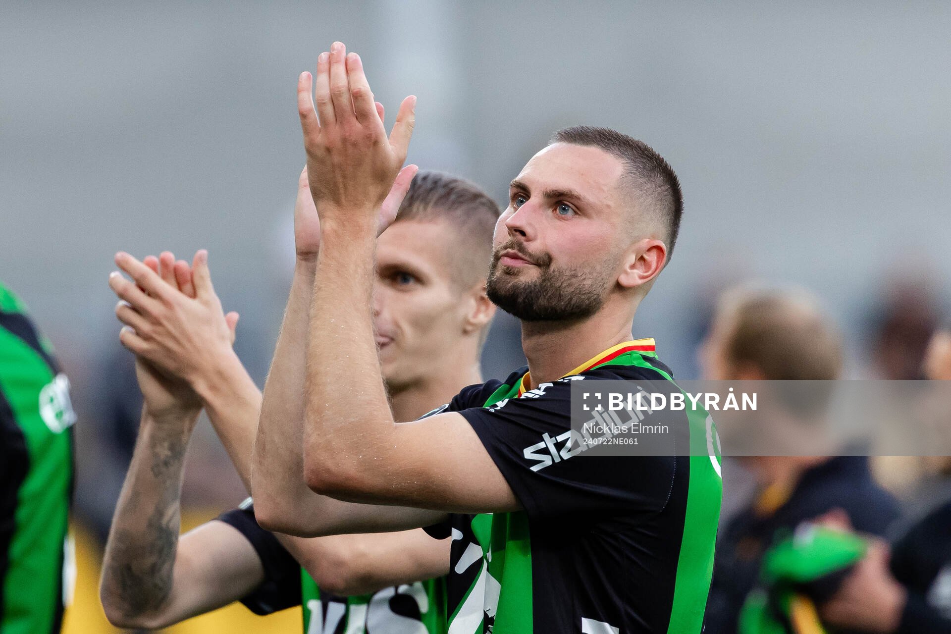 GAIS Axel Norén jublar efter fotbollsmatchen i Allsvenskan mellan GAIS och AIK den 22 juli 2024 i Göteborg. 