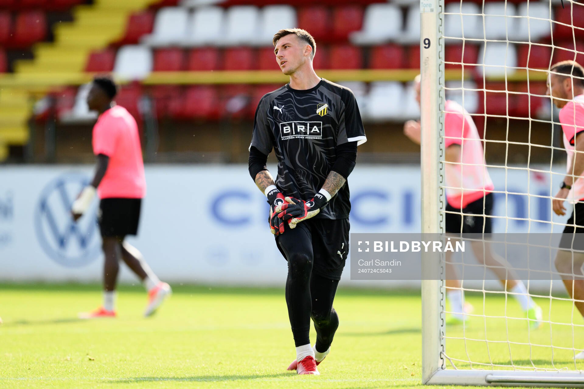 Goalkeeper Andreas Linde