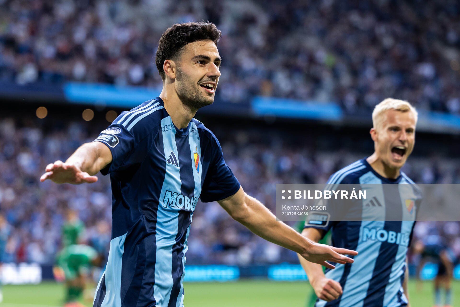 Deniz Hummet of Djurgården celebrates