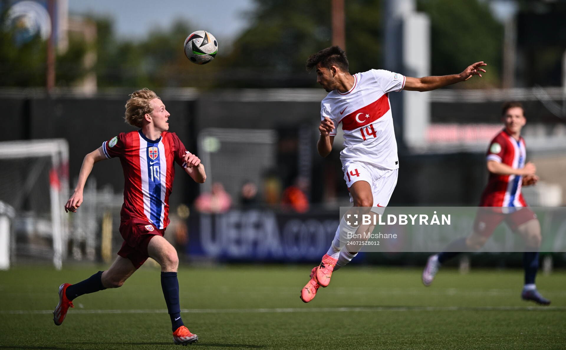 Hasan Berat Kayah of Turkiye in action against Sondre