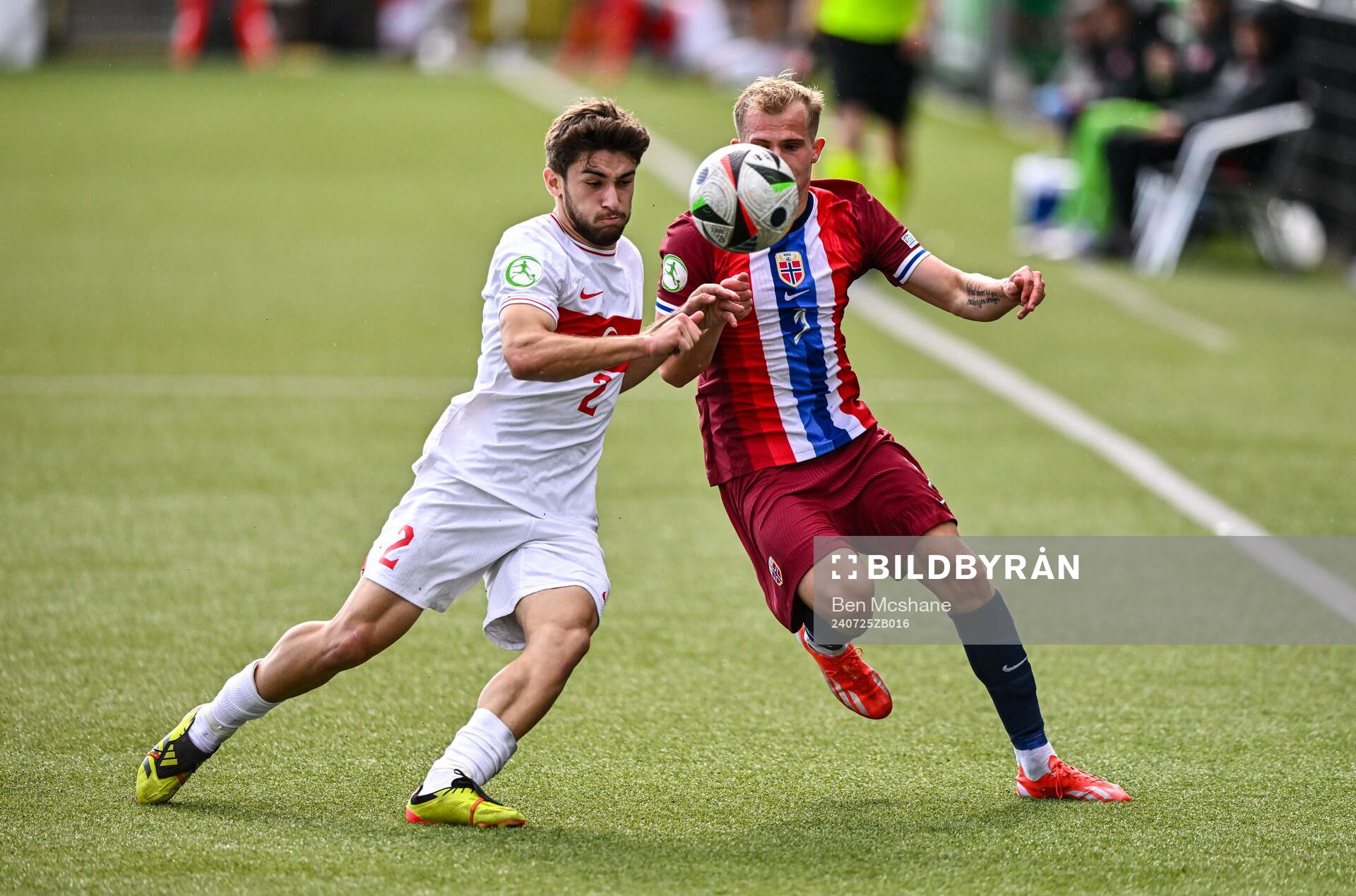 Ali Turap Bulbul of Turkiye in action against Aleksander